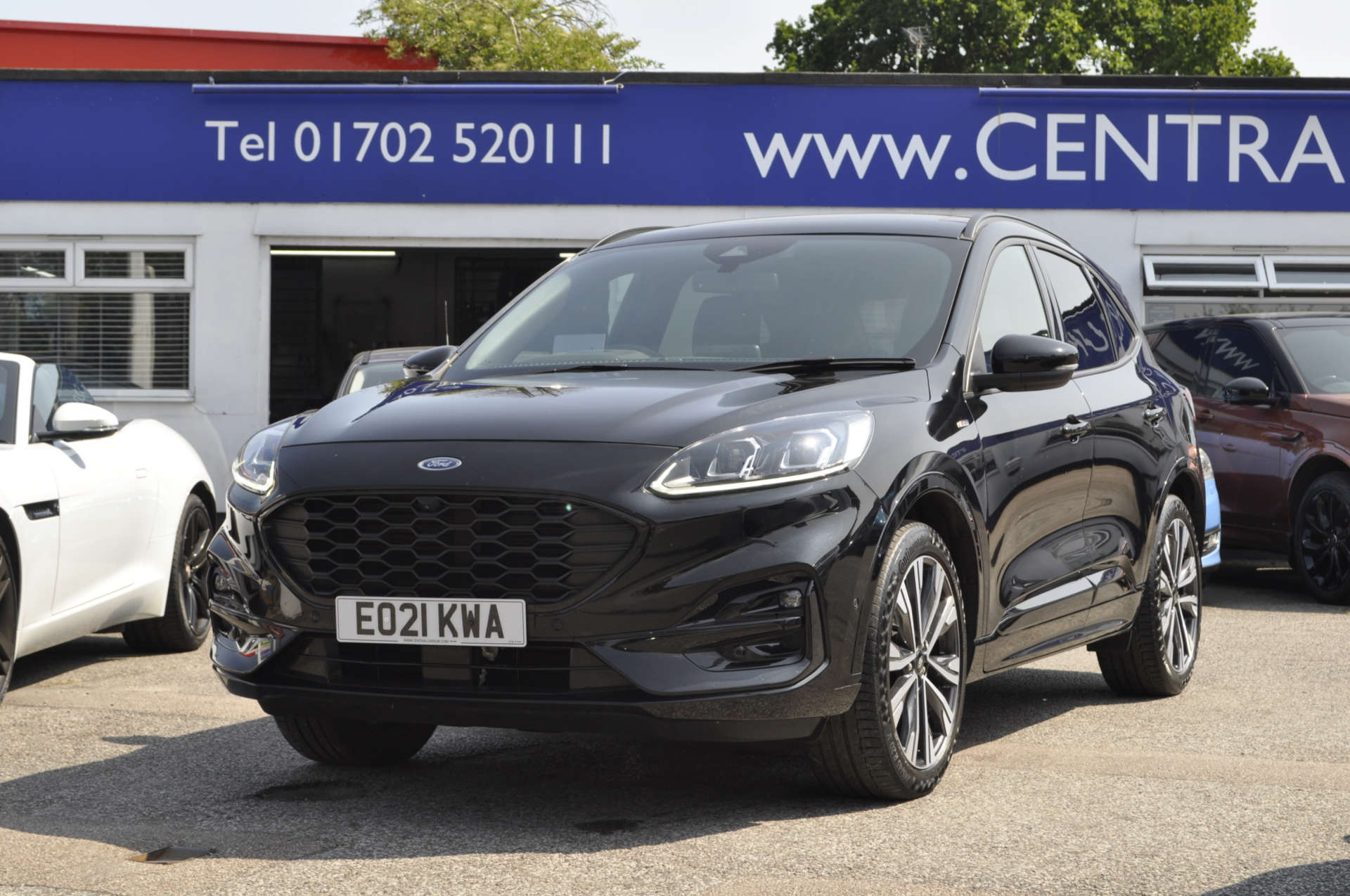 FORD KUGA 2.0 Kuga ST-Line X Edition EcoBlue 4x4 Auto 4WD 5dr #3