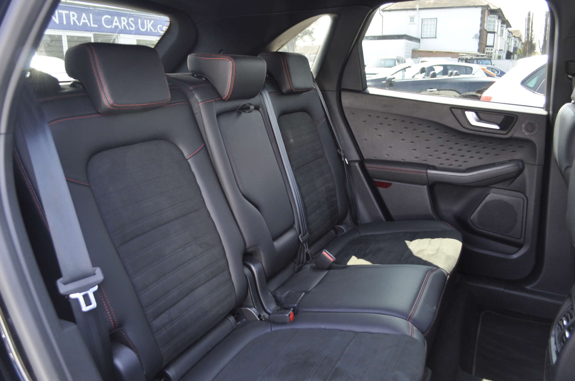 FORD KUGA 2.0 Kuga ST-Line X Edition EcoBlue 4x4 Auto 4WD 5dr #8