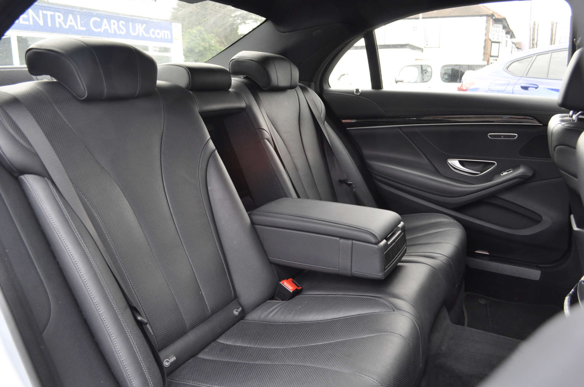 MERCEDES-BENZ S-CLASS 4.7 S500 L AMG Line Auto 4dr #8