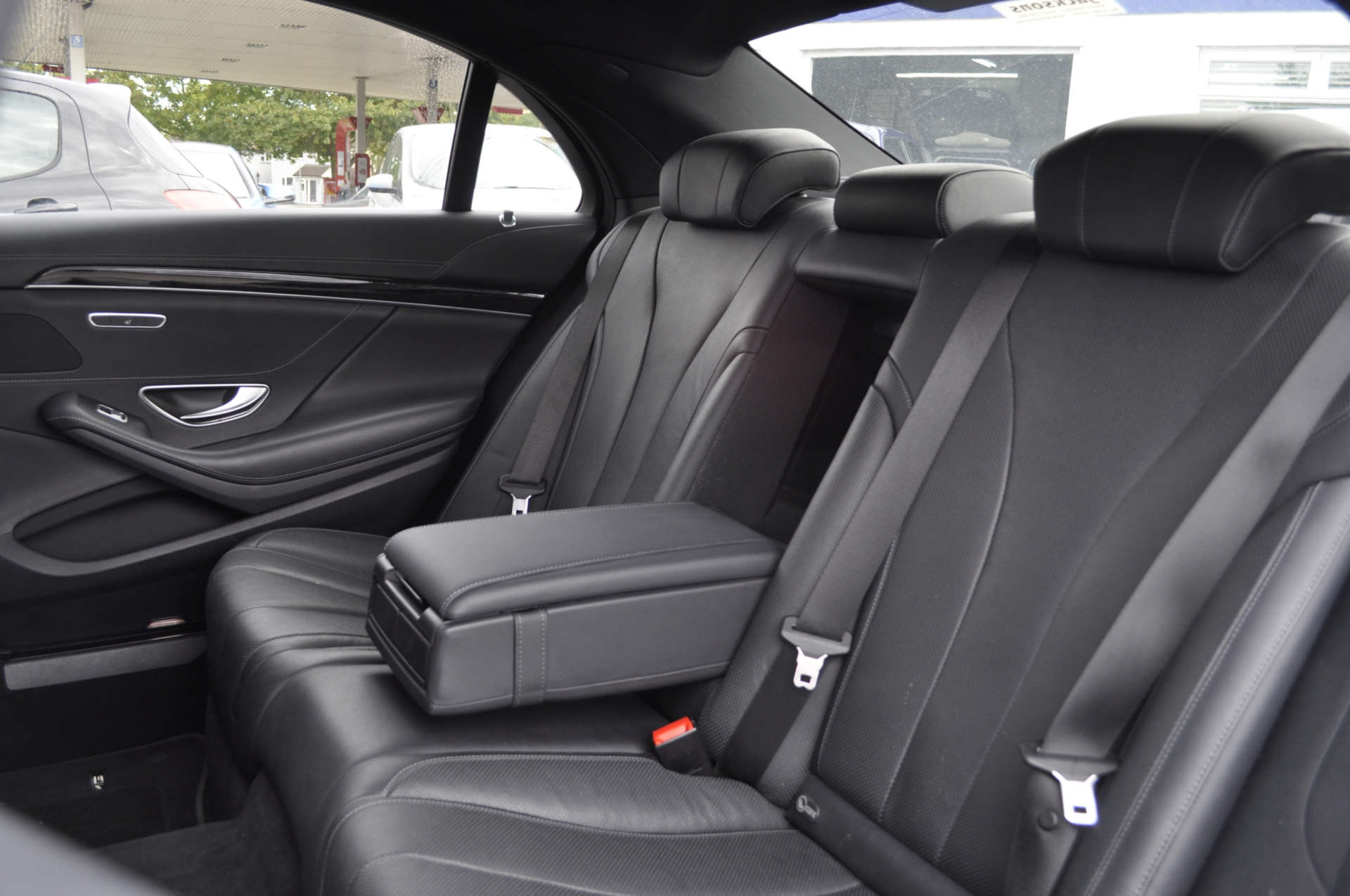 MERCEDES-BENZ S-CLASS 4.7 S500 L AMG Line Auto 4dr #9