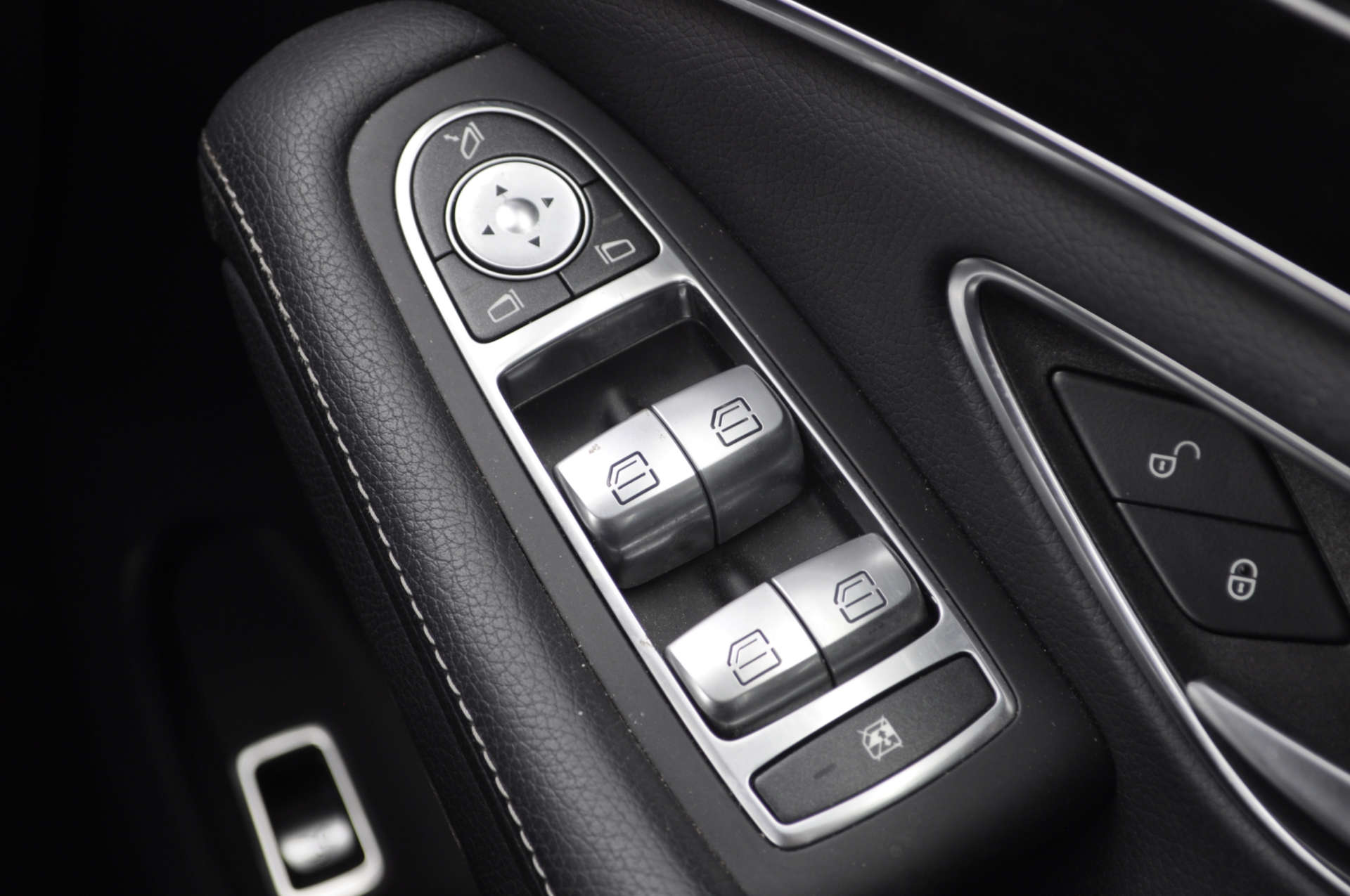 MERCEDES-BENZ S-CLASS 4.7 S500 L AMG Line Auto 4dr #20