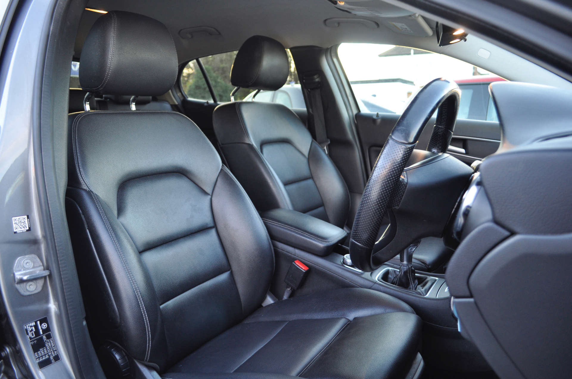 MERCEDES-BENZ GLA 1.6 GLA 200 Sport Executive 5dr #9