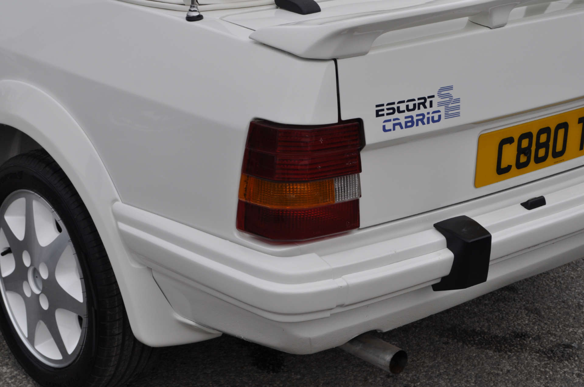 FORD ESCORT SE CABRIOLET #21