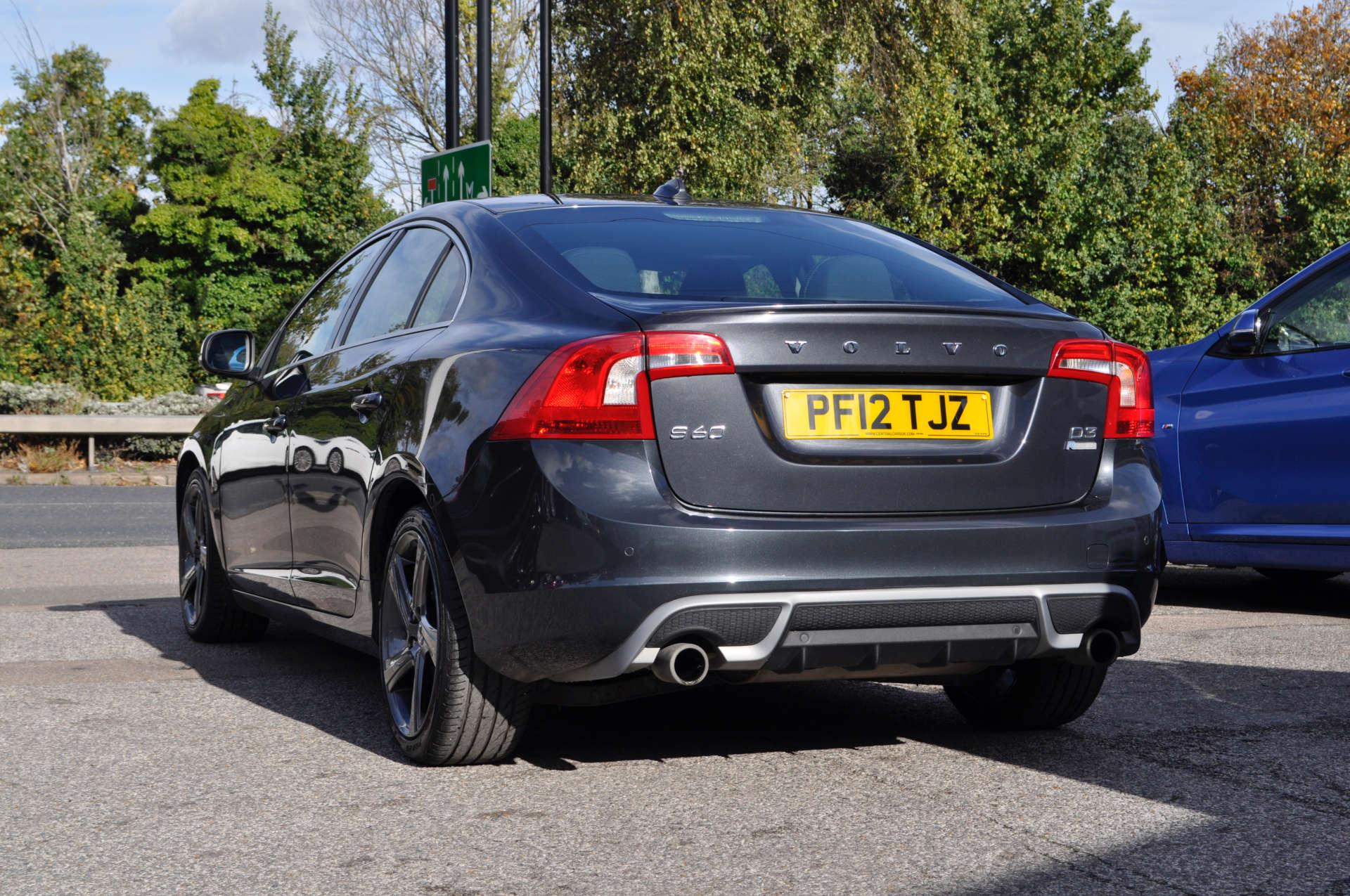 VOLVO S60 2.0 S60 R-Design Luxury D3 4dr #4