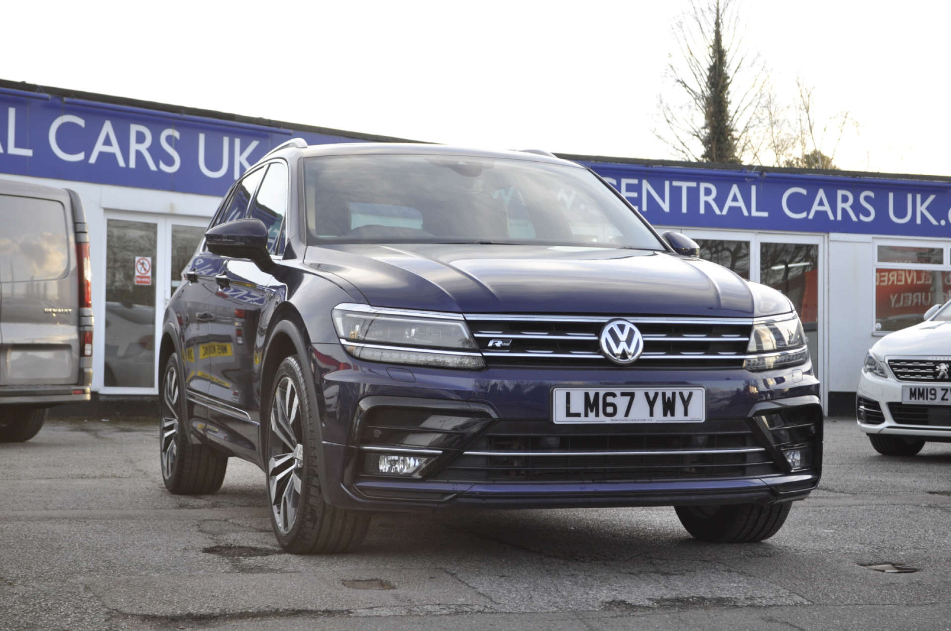 VOLKSWAGEN TIGUAN 2.0 Tiguan R-Line TDI BlueMotion Technology Semi-Auto 5dr #22