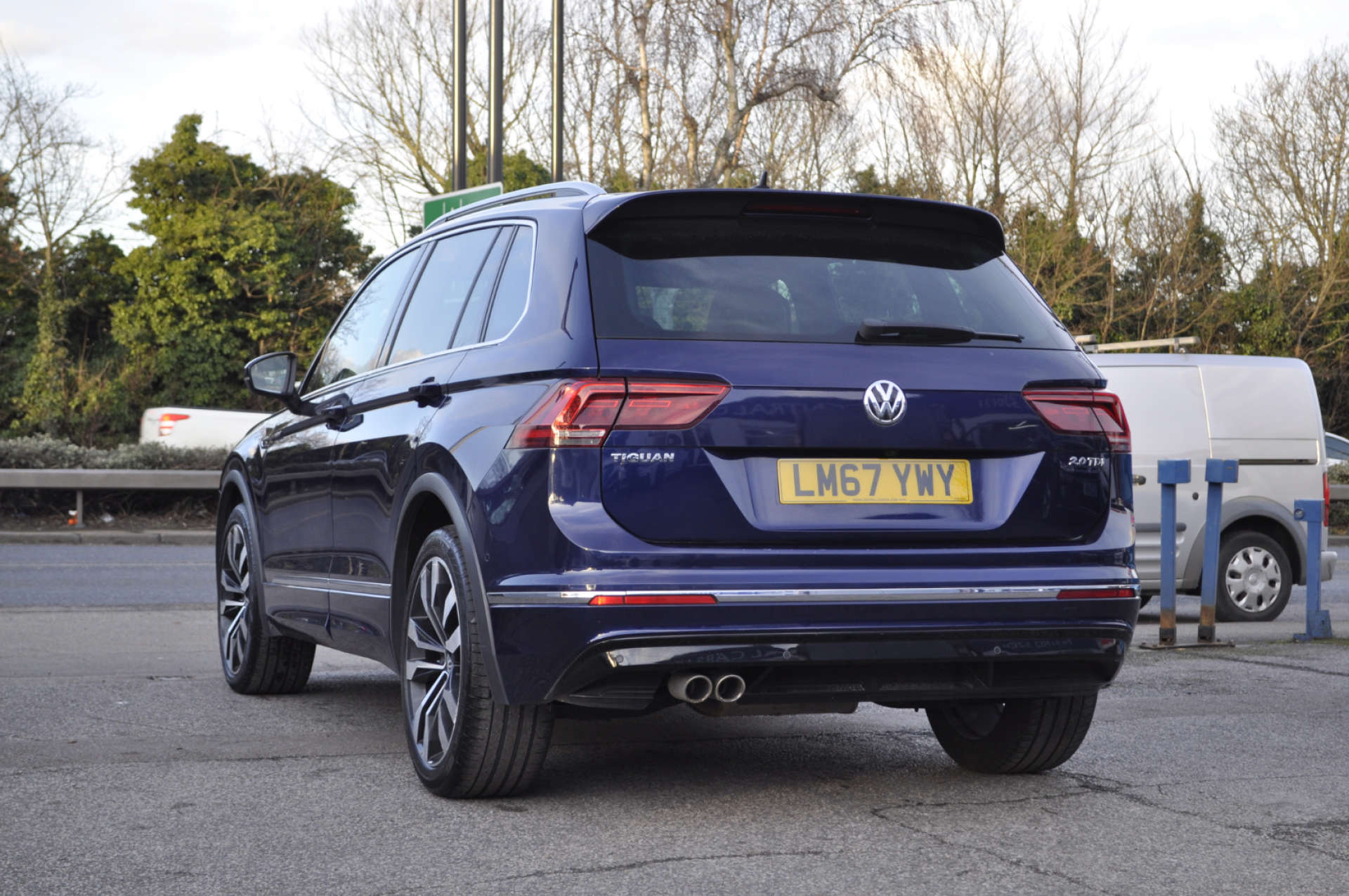 VOLKSWAGEN TIGUAN 2.0 Tiguan R-Line TDI BlueMotion Technology Semi-Auto 5dr #24