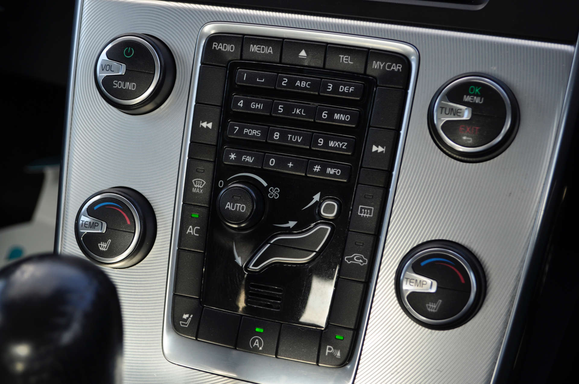 VOLVO S60 2.0 S60 R-Design Luxury D3 4dr #15