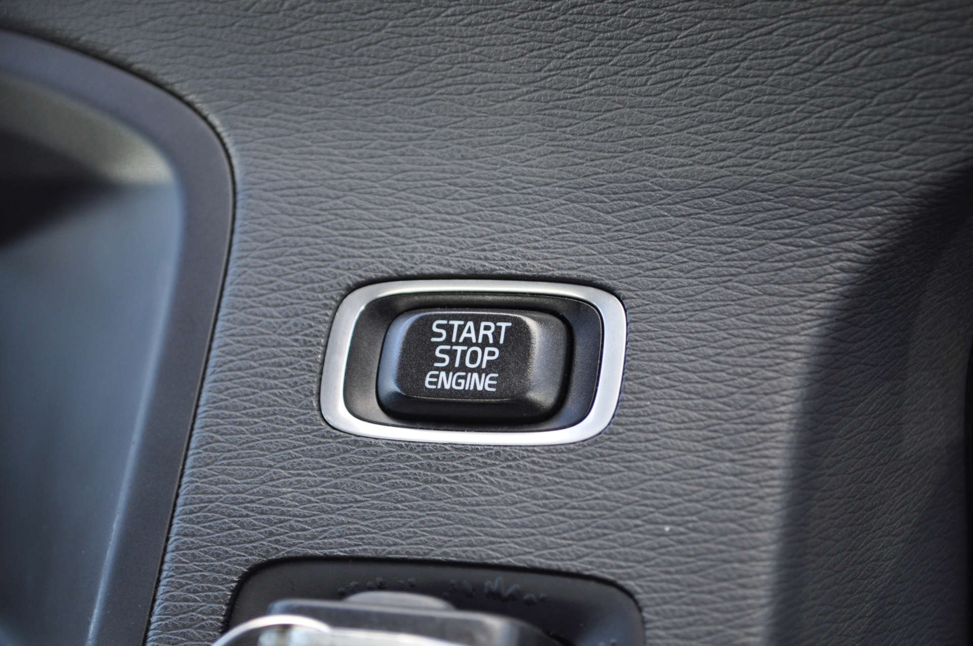 VOLVO S60 2.0 S60 R-Design Luxury D3 4dr #20