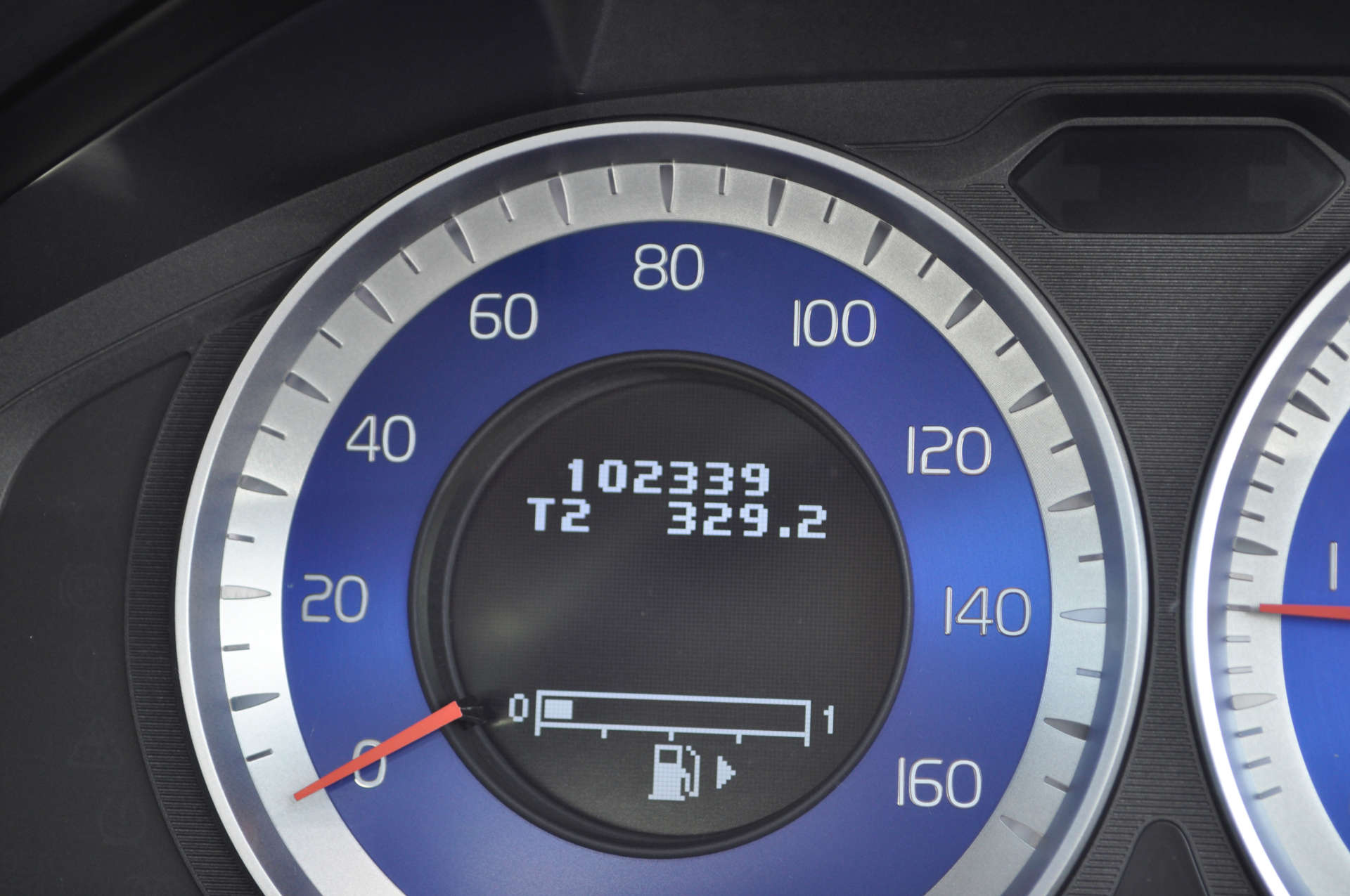 VOLVO S60 2.0 S60 R-Design Luxury D3 4dr #21