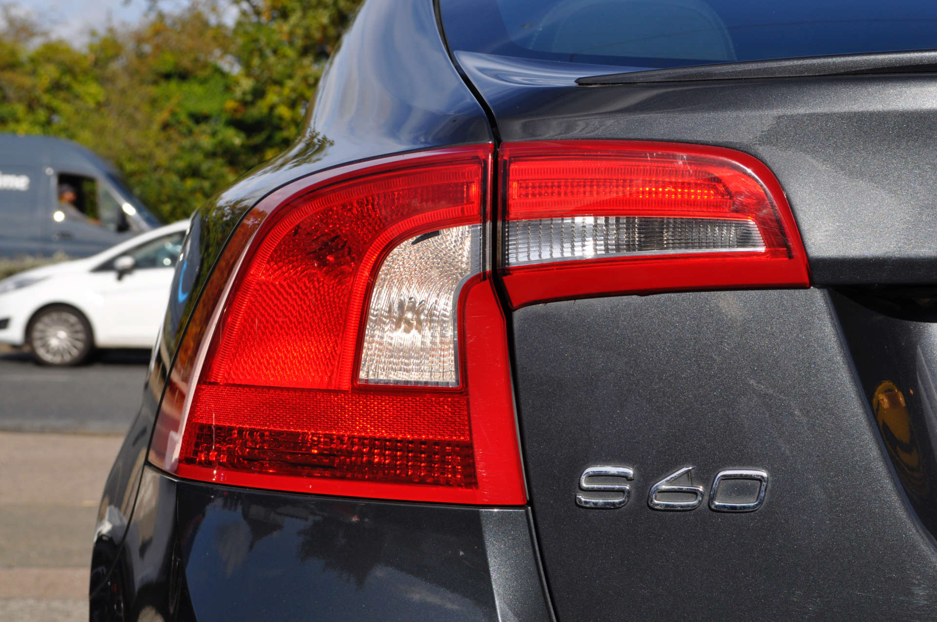 VOLVO S60 2.0 S60 R-Design Luxury D3 4dr #27