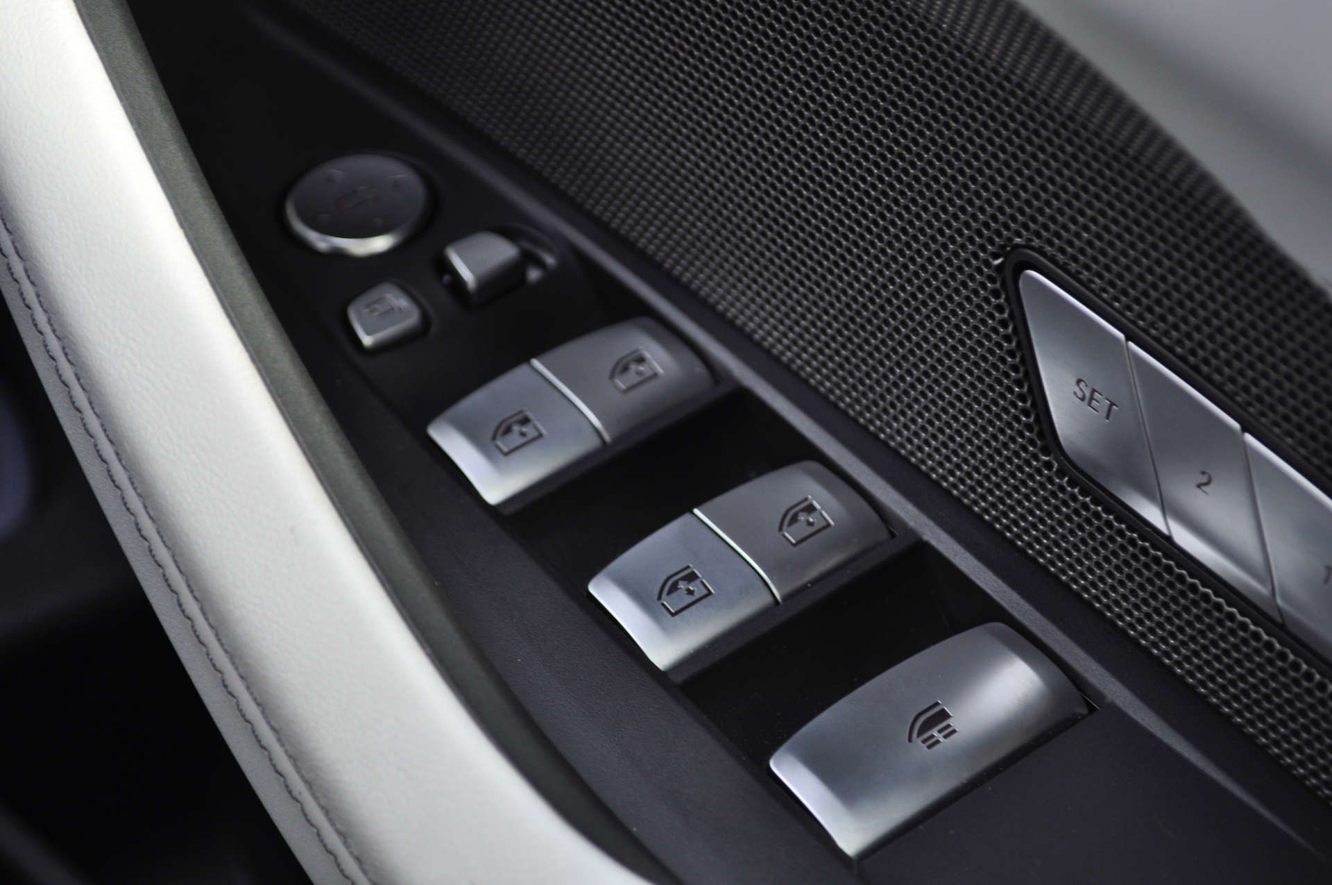 BMW M4 3.0 M4 Competition Edition M xDrive Auto 4WD 2dr #35