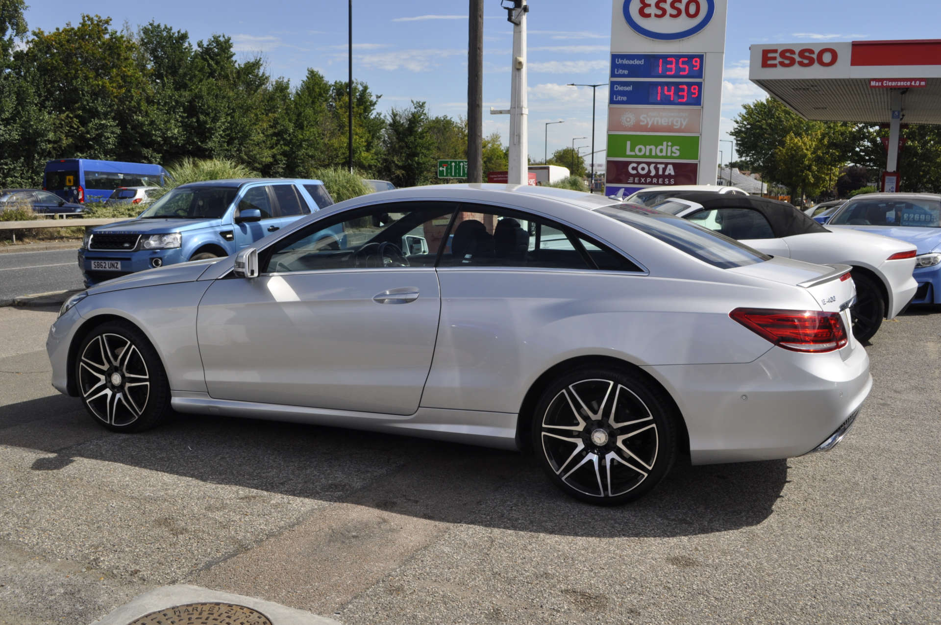 MERCEDES-BENZ E-CLASS 3.5 E400 AMG Line Auto 2dr #4