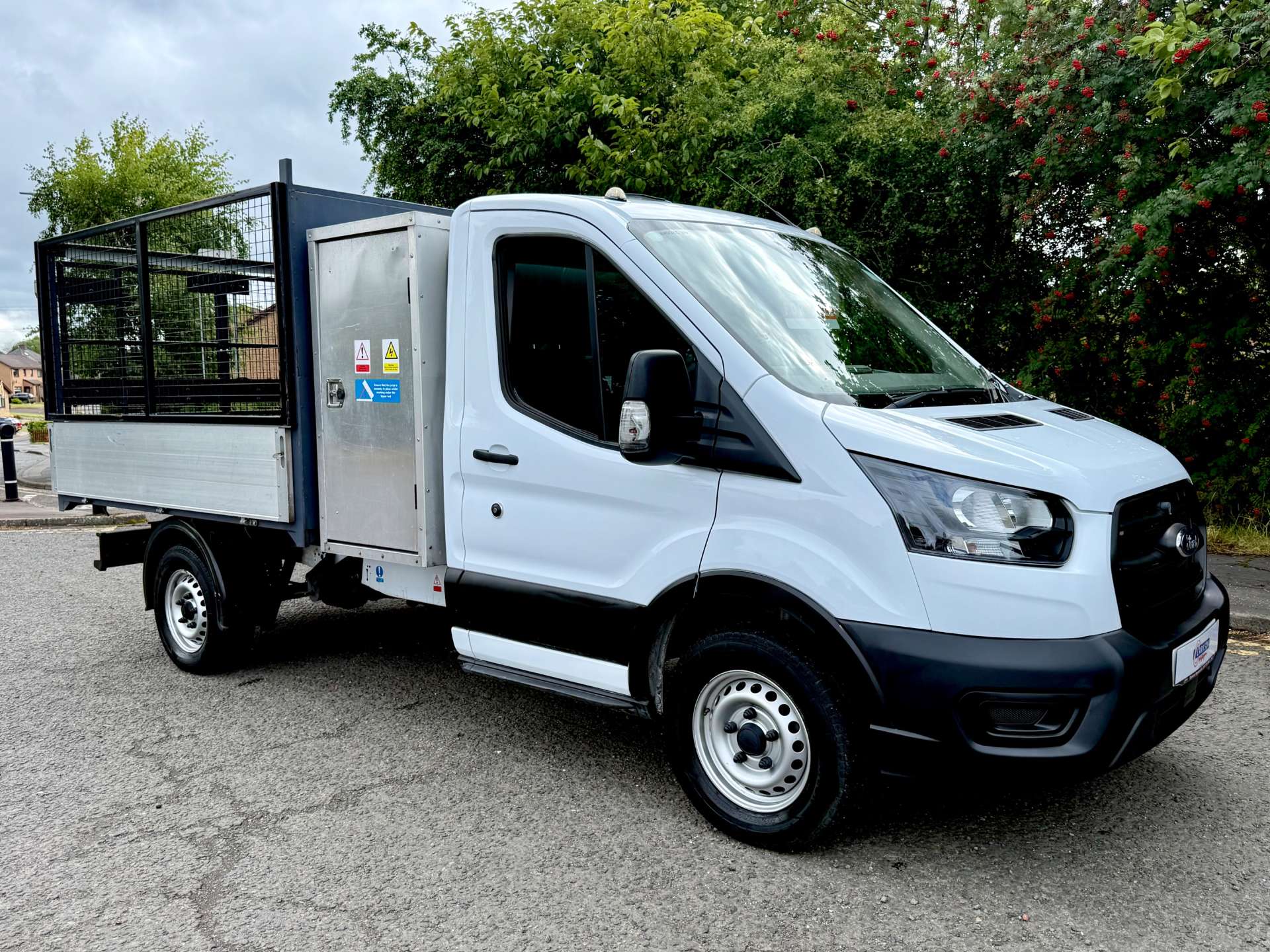 FORD TRANSIT 350 Caged Tipper with Storage #2