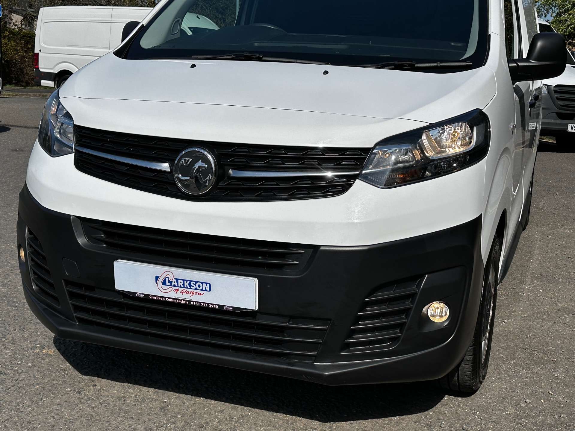 VAUXHALL VIVARO 2900 Dynamic L2 (LWB) Choice #9