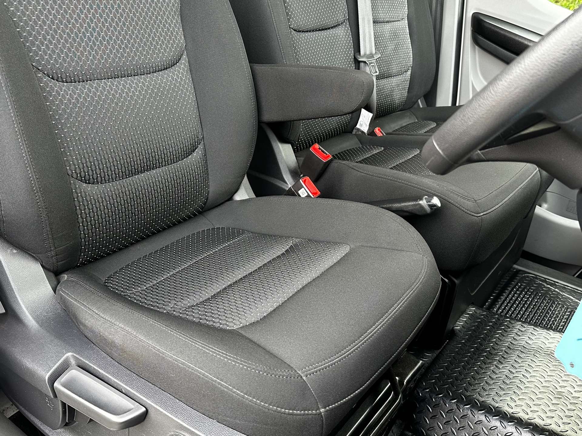 MAXUS DELIVER 9 2.0 L3H2 140ps LWB #6