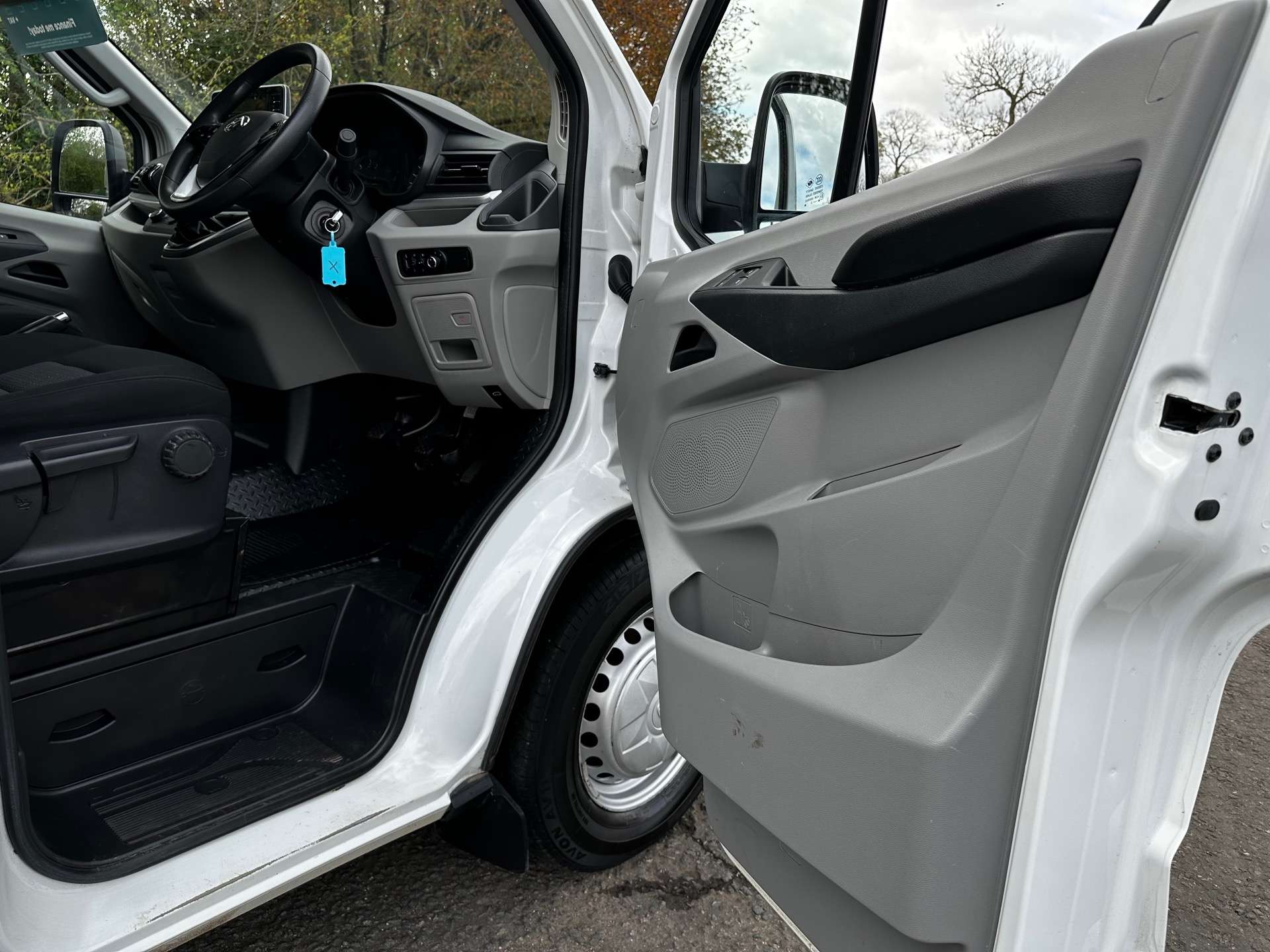 MAXUS DELIVER 9 2.0 L3H2 140ps LWB #10