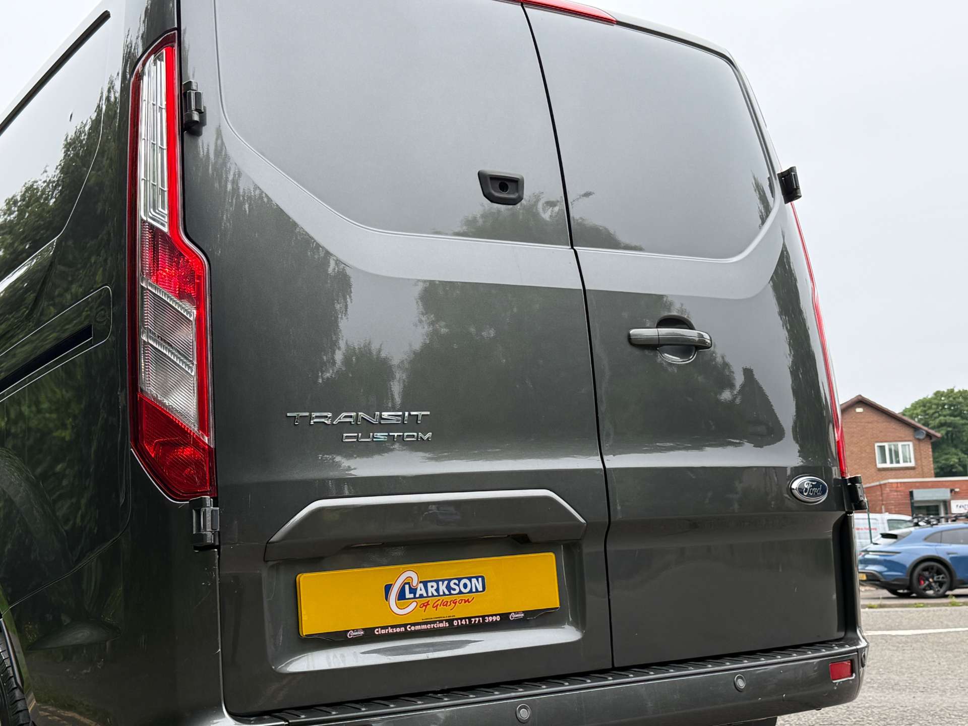 FORD TRANSIT CUSTOM 320 Limited 170ps 6 Seat Crewvan DCIV Automatic #21