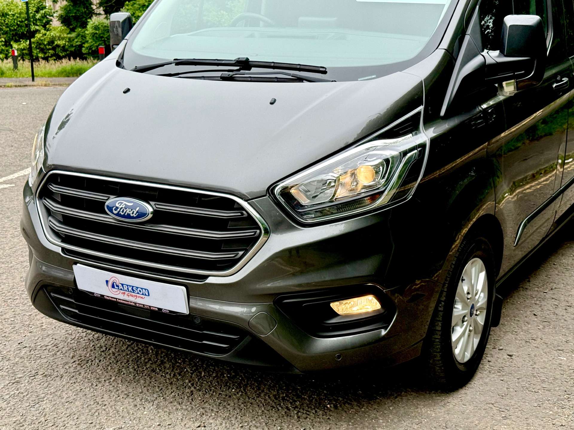 FORD TRANSIT CUSTOM 320 Limited 170ps 6 Seat Crewvan DCIV Automatic #22