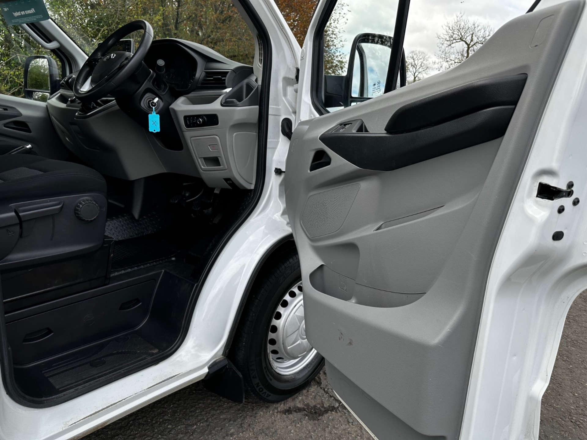 MAXUS DELIVER 9 2.0 LWB L3H3 (Choice) #24
