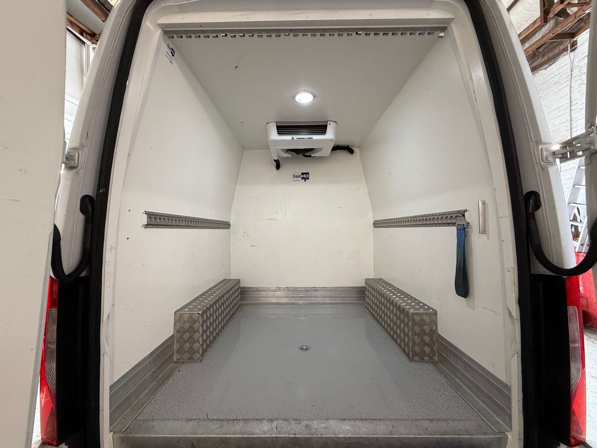 MERCEDES-BENZ SPRINTER 317 CDi L2H2 Temperature Controlled Van #6