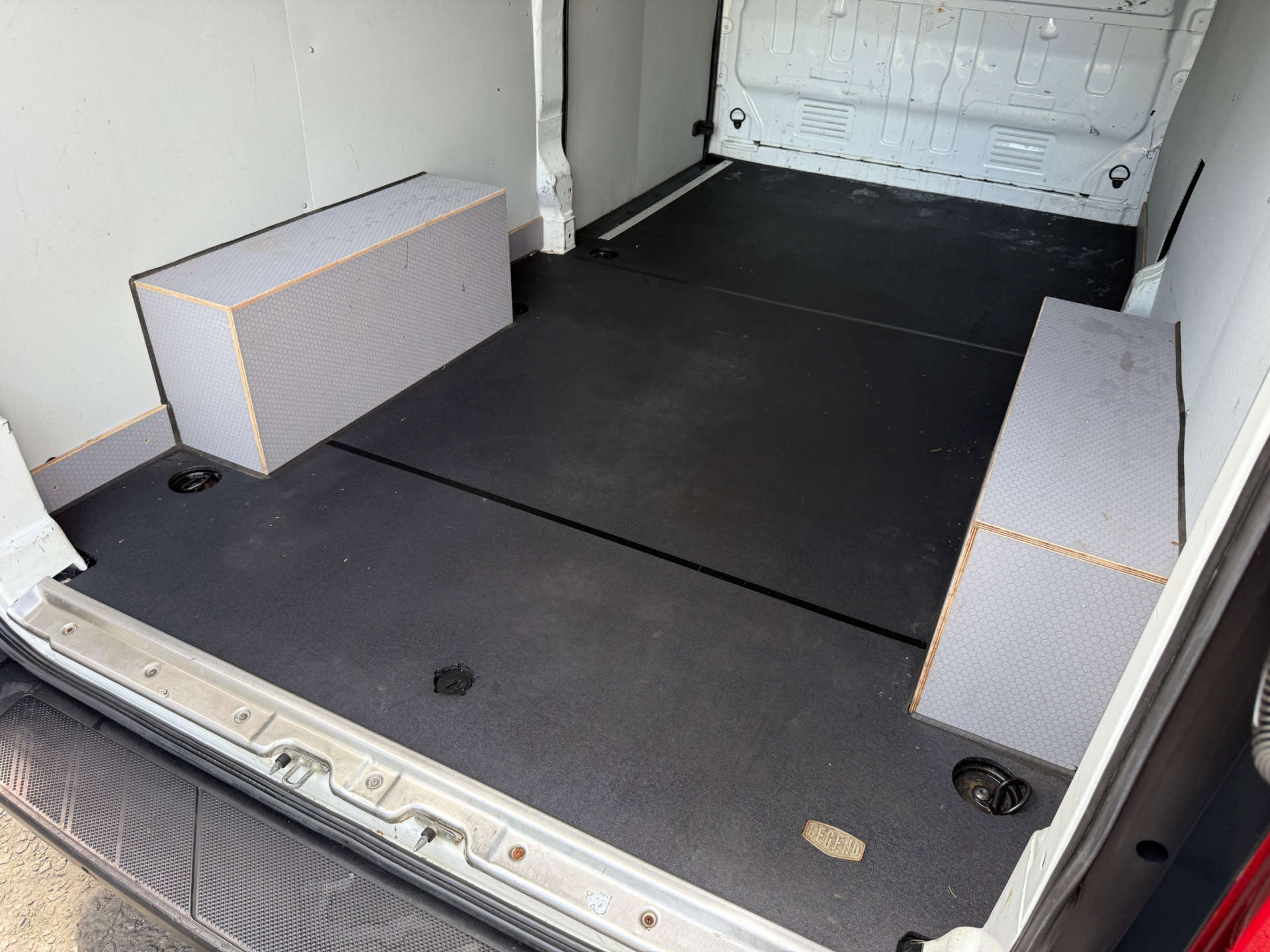 MAXUS DELIVER 9 L3H2 (LWB) Choice of 2 #12