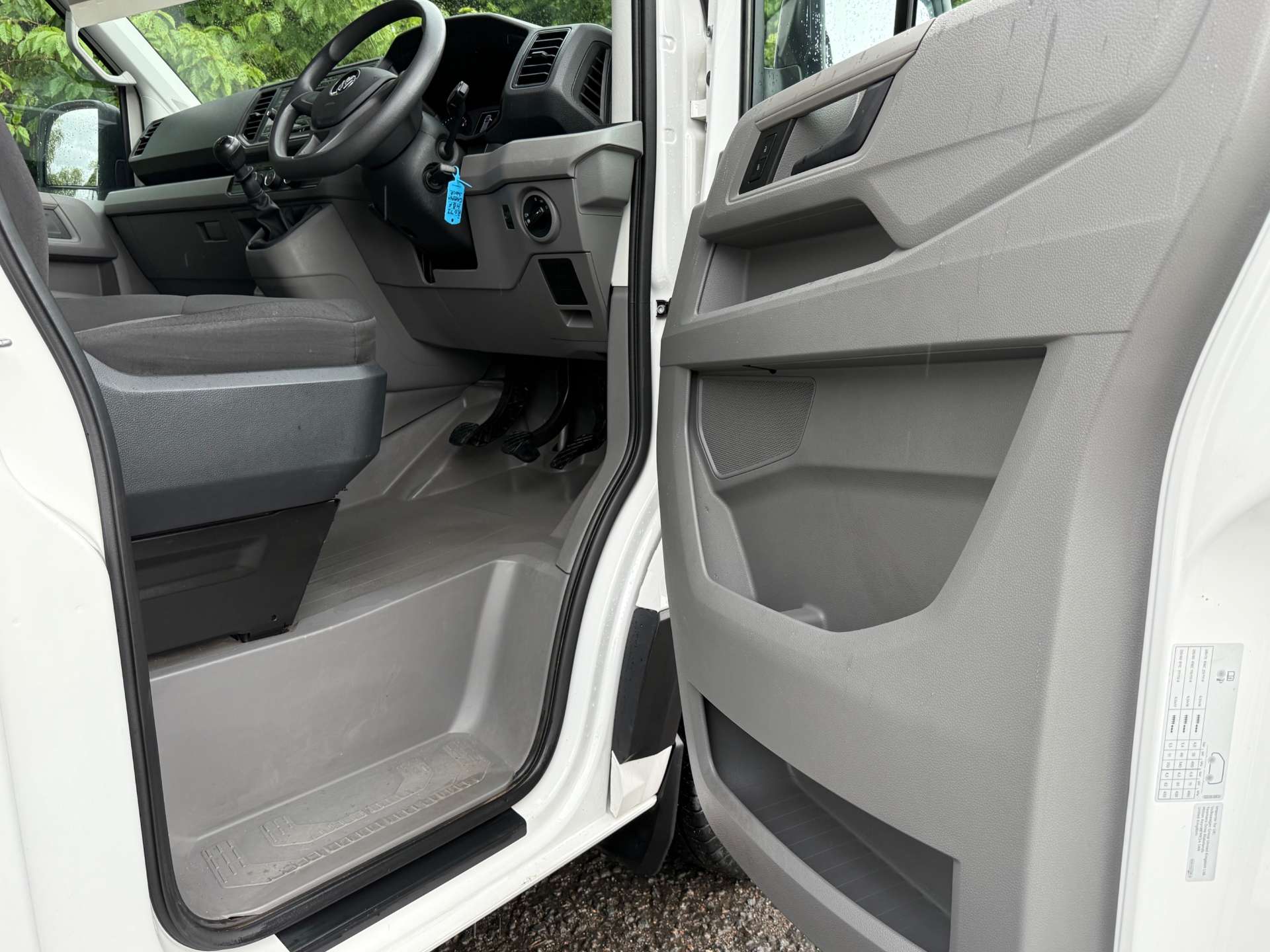 VOLKSWAGEN CRAFTER CR35 LWB with Business Pk (AC etc) #7