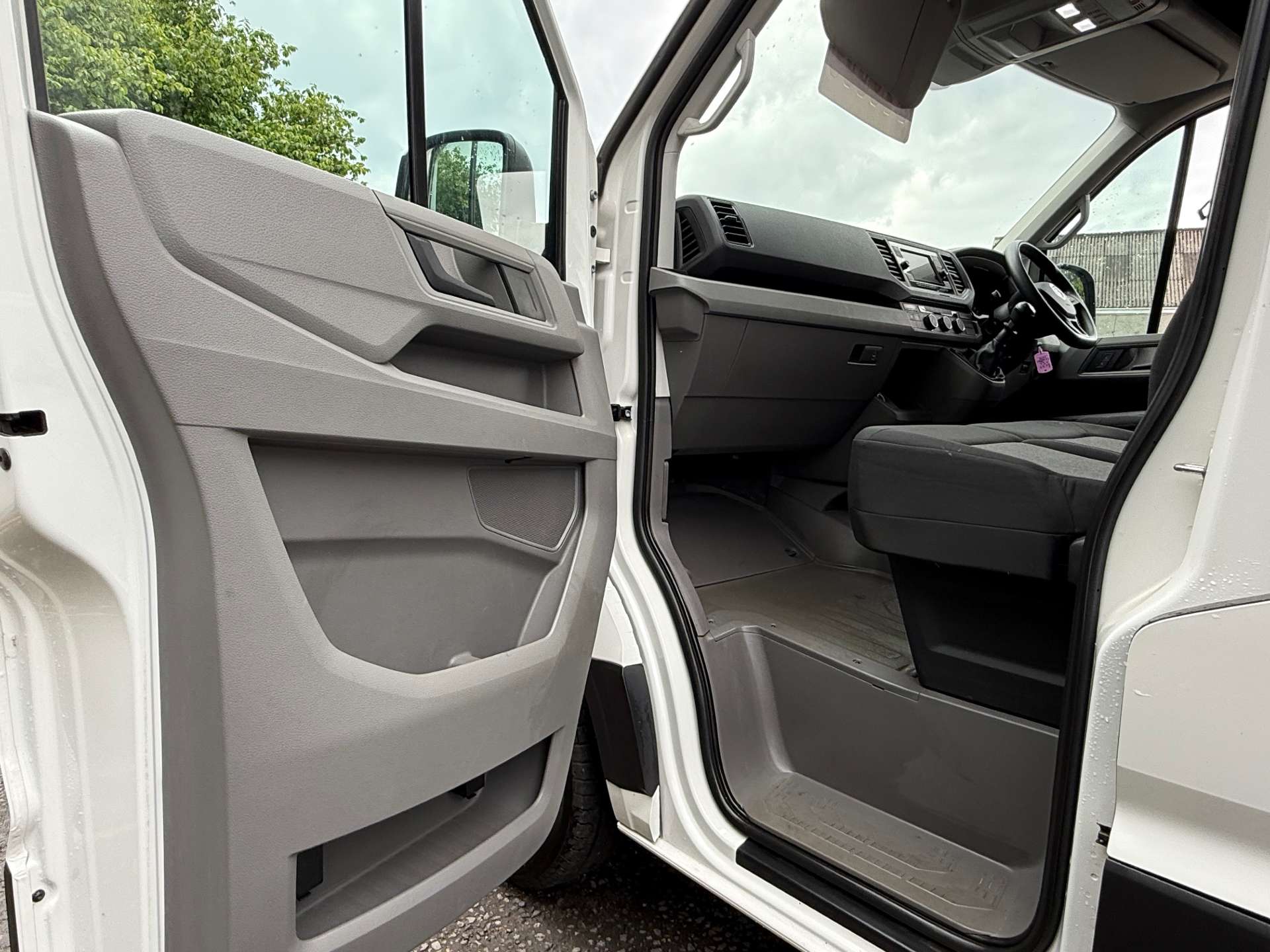 VOLKSWAGEN CRAFTER CR35 MWB Trendline 2.0TDI 140ps (choice) #6