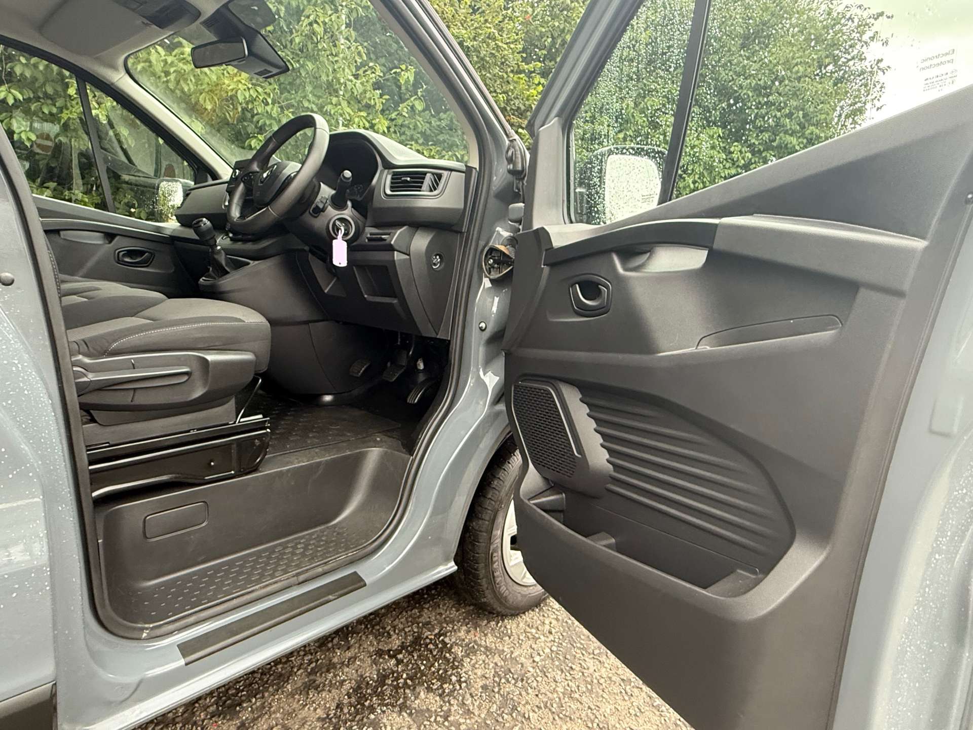 RENAULT TRAFIC 2.0 SL28 Business 9 Seat Blue DCi150 #14