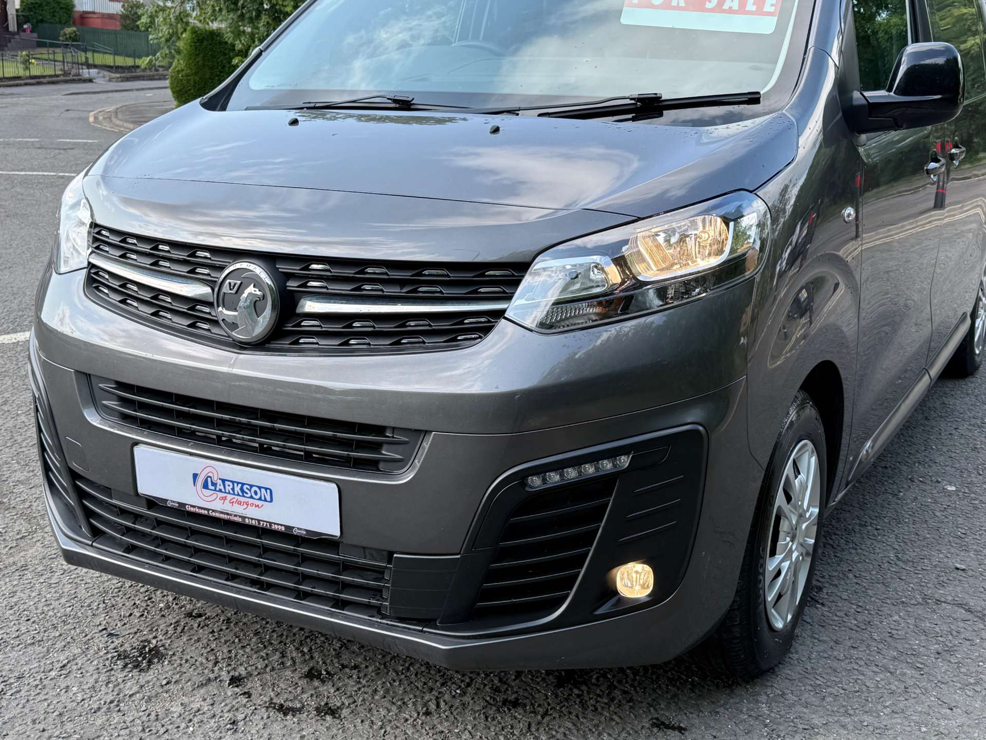 VAUXHALL VIVARO F3100 Sportive L2 (LWB) #12