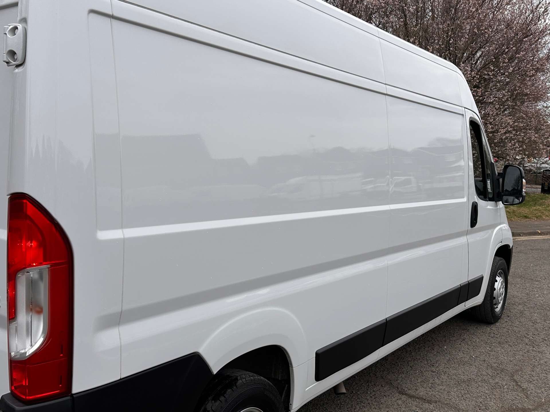 PEUGEOT BOXER 335 Professional Prem+ L3H2 2.2BHDi #9