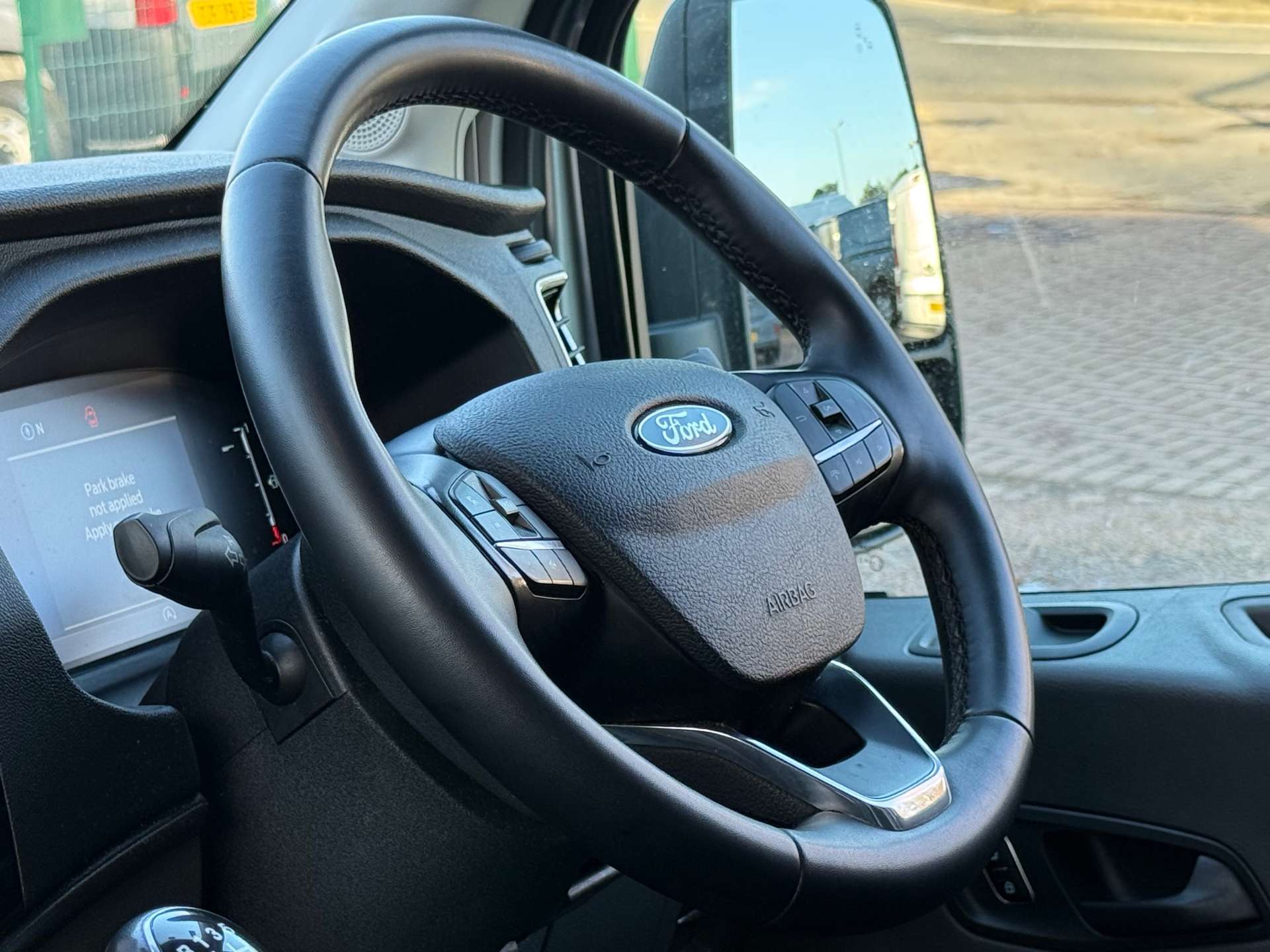 FORD TRANSIT 350 L3H2 Limited 2.0 EcoBlue 165ps #38