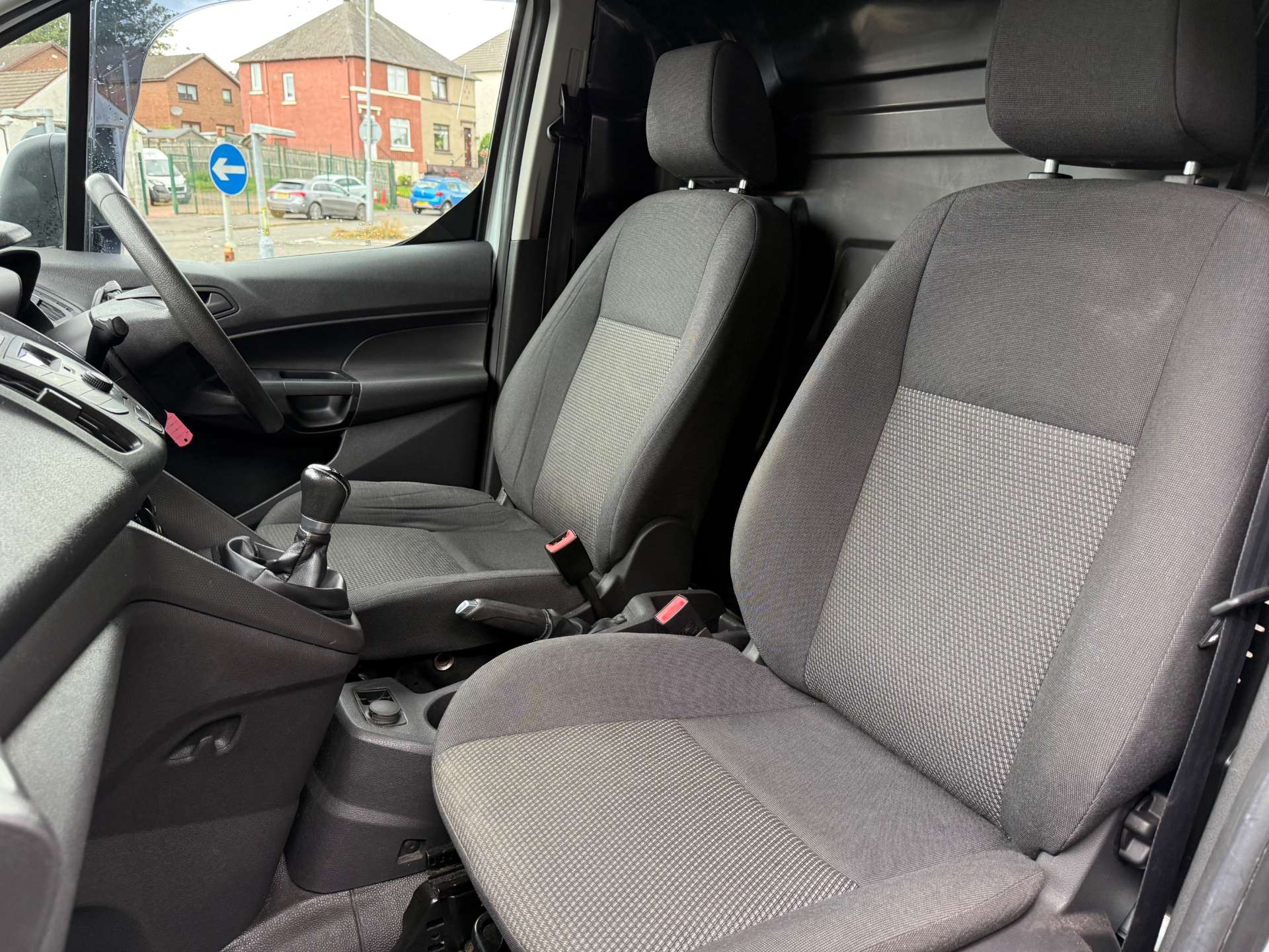 FORD TRANSIT CONNECT 240 L2 1.6 TDCi #8