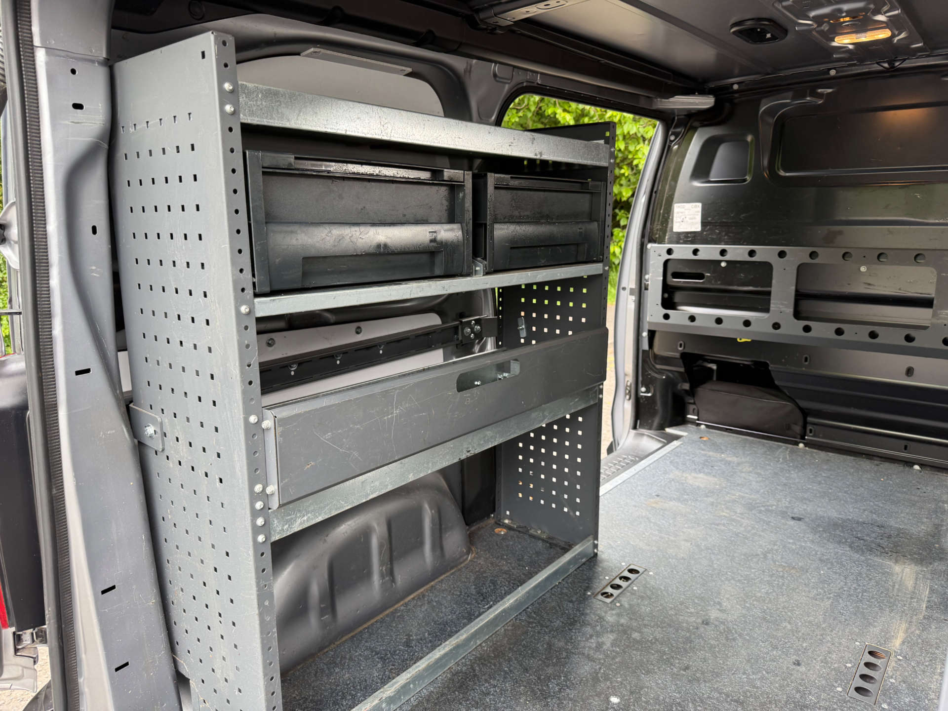 VAUXHALL VIVARO F2700 Dynamic L1 with BOTT racking #22