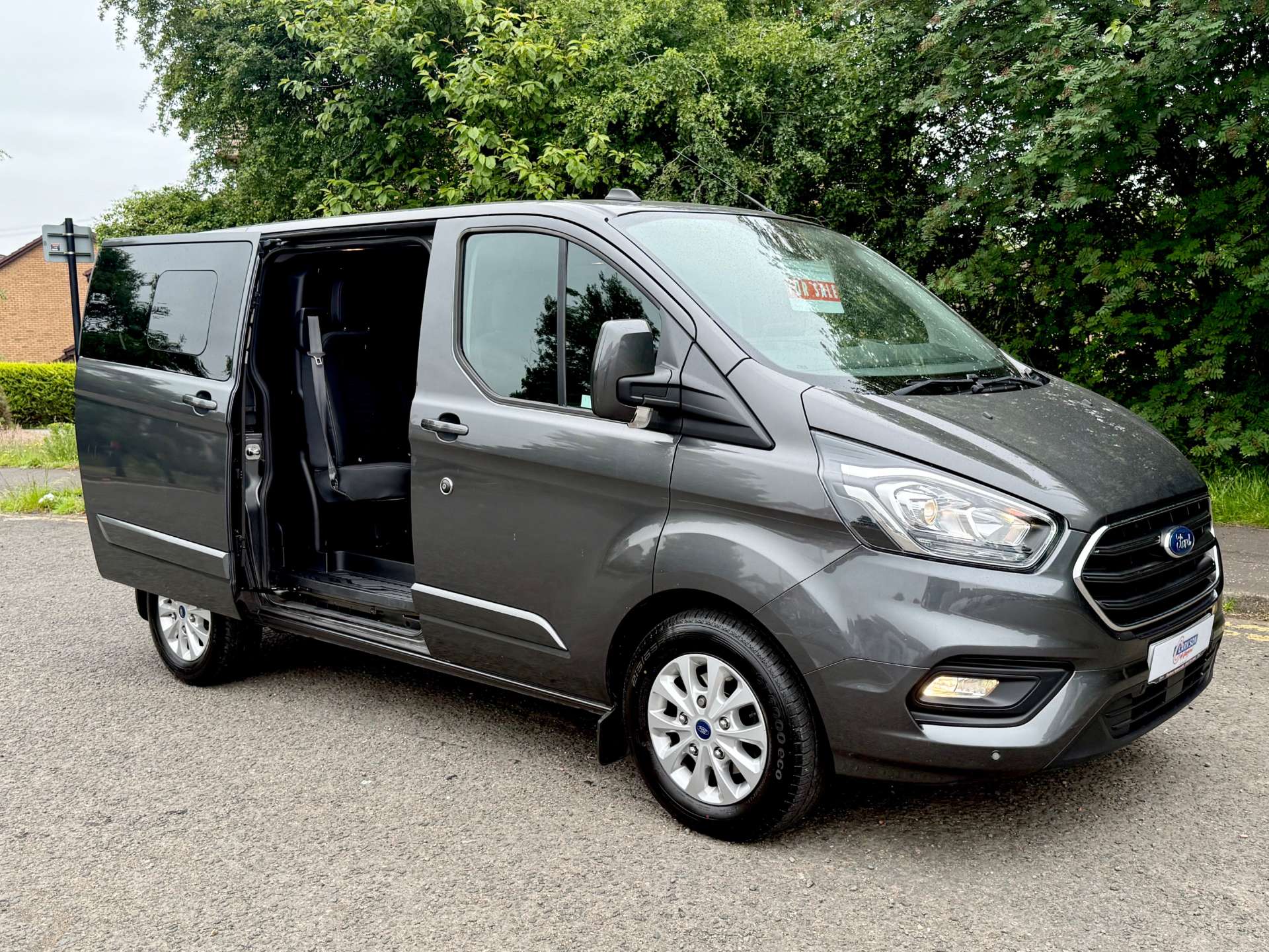 FORD TRANSIT CUSTOM 320 Limited 170ps 6 seat Crewvan DCIV Automatic #0