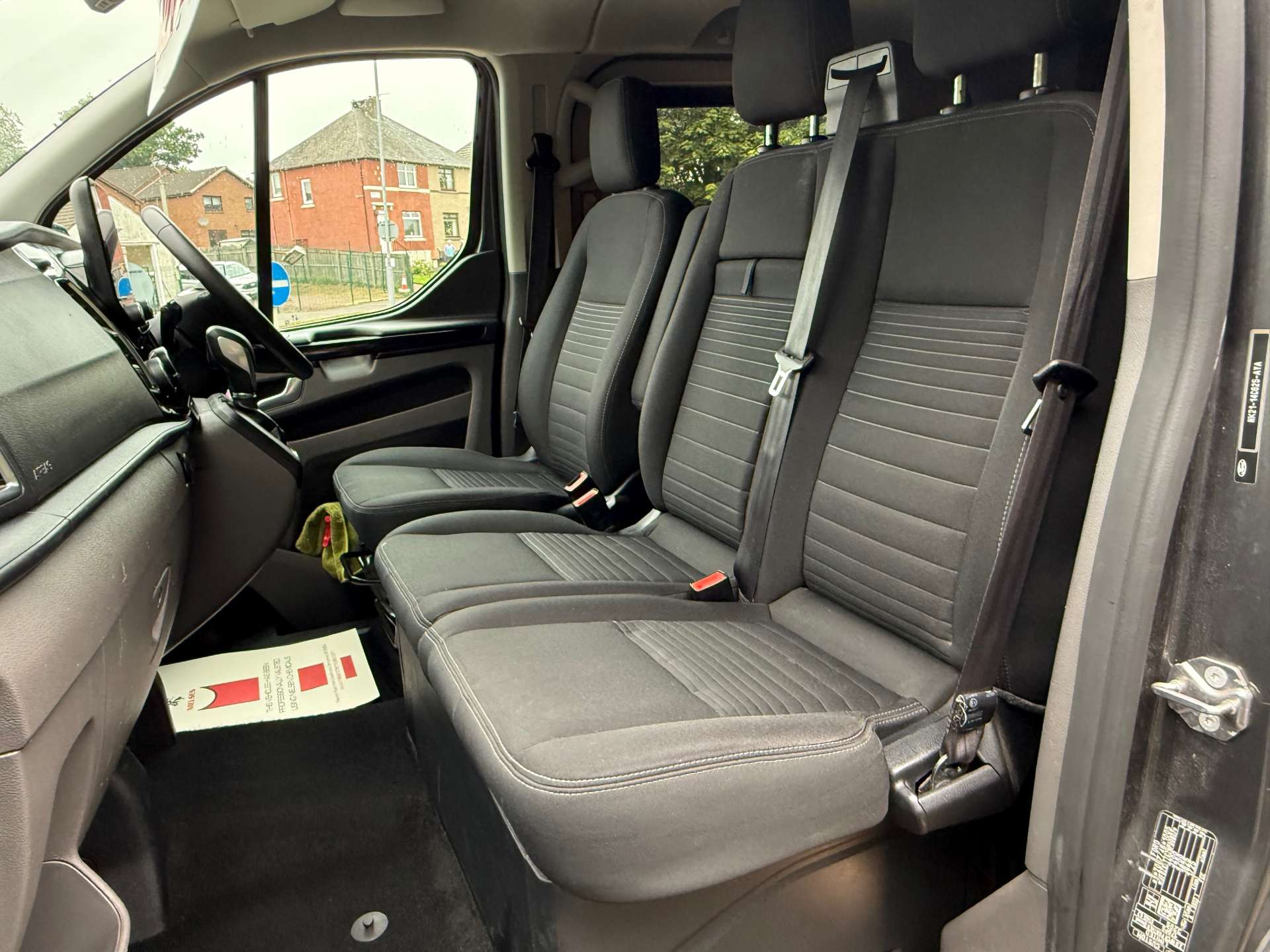 FORD TRANSIT CUSTOM 320 Limited 170ps 6 seat Crewvan DCIV Automatic #16