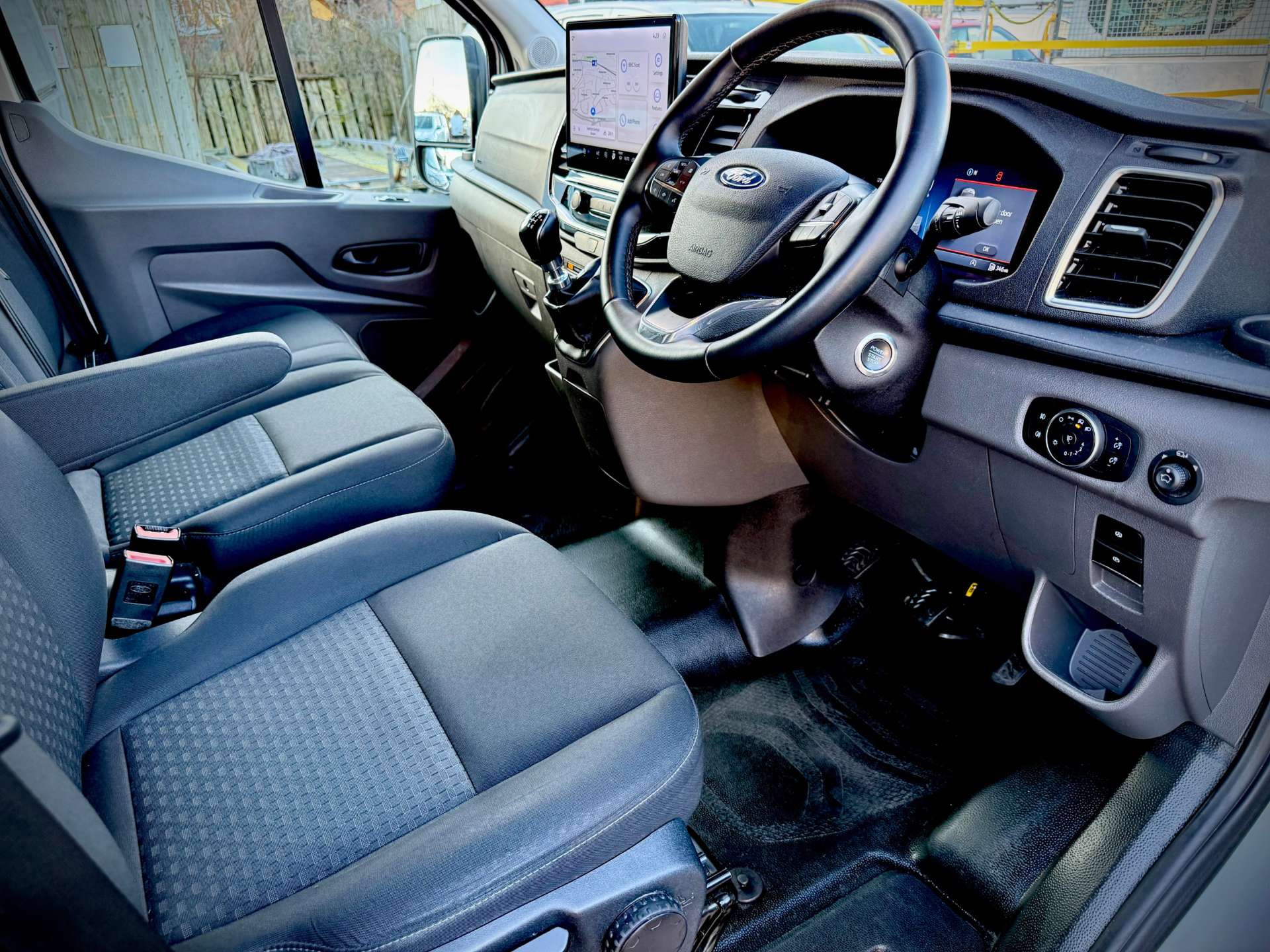 FORD TRANSIT 350 L3H2 Limited 2.0 EcoBlue 165ps #47