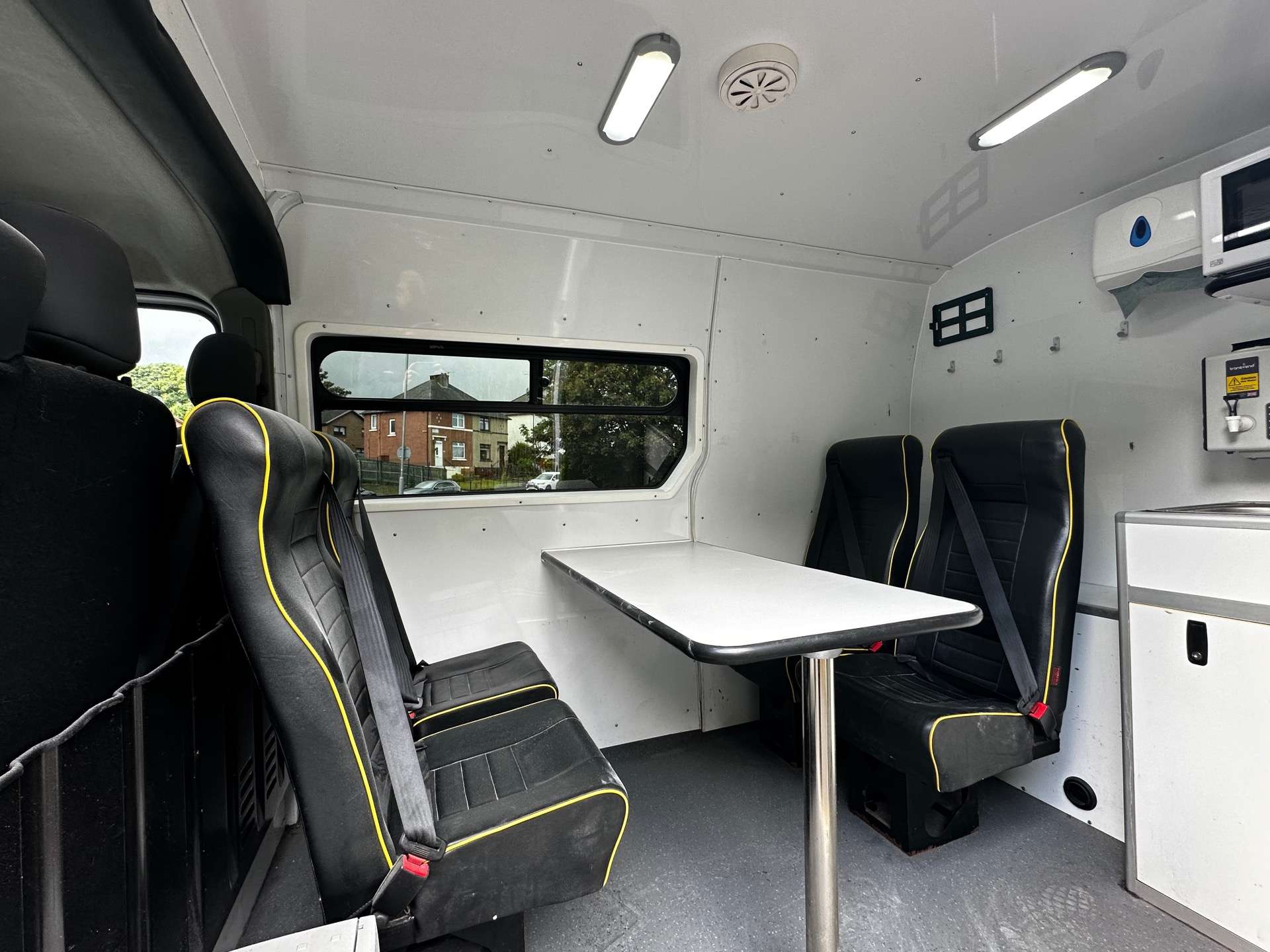 RENAULT MASTER LM35 'Welfare Van' Business DCi #6