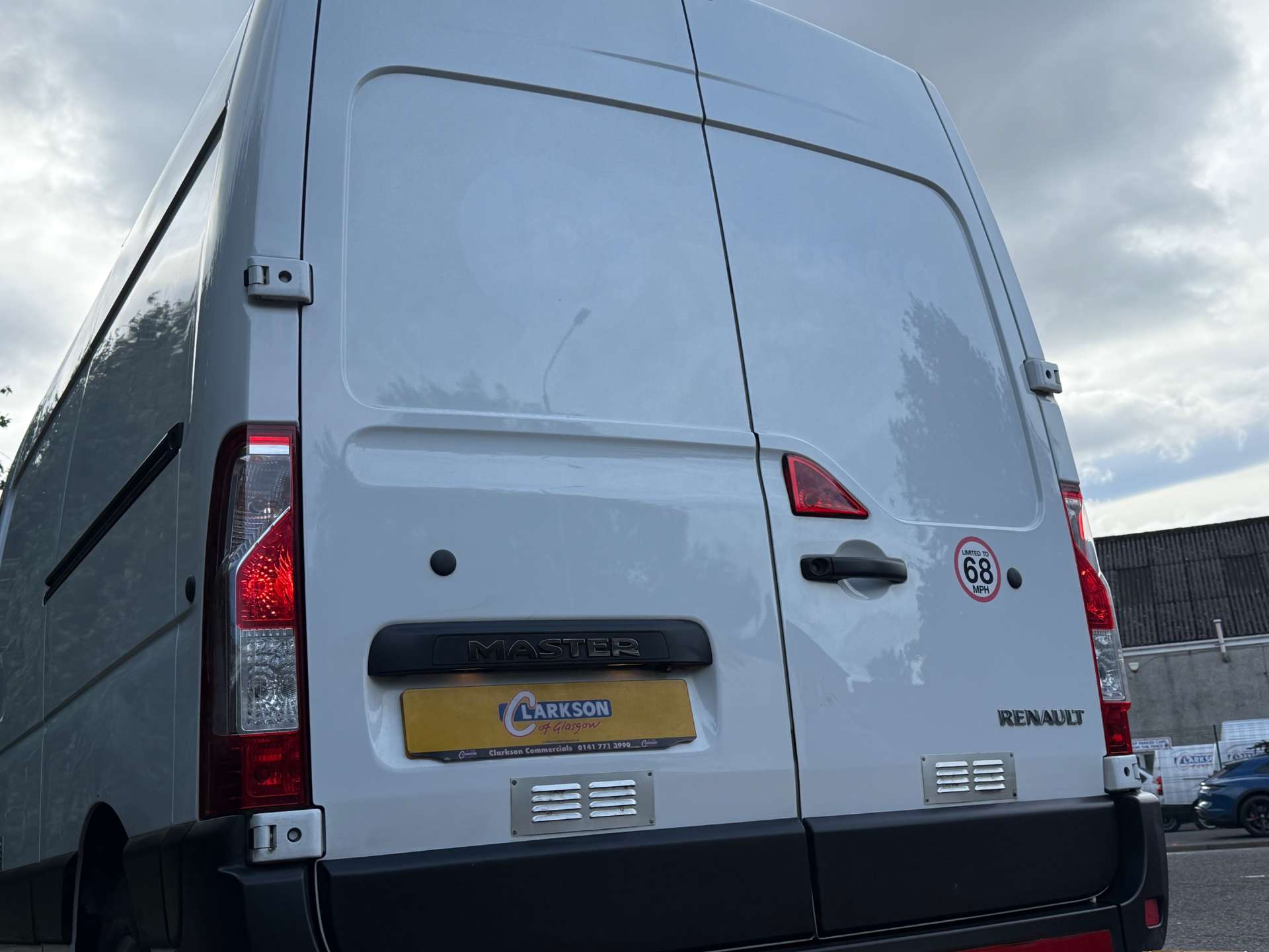 RENAULT MASTER MM35 Business Blue DCi (MWB / L2H2) #16