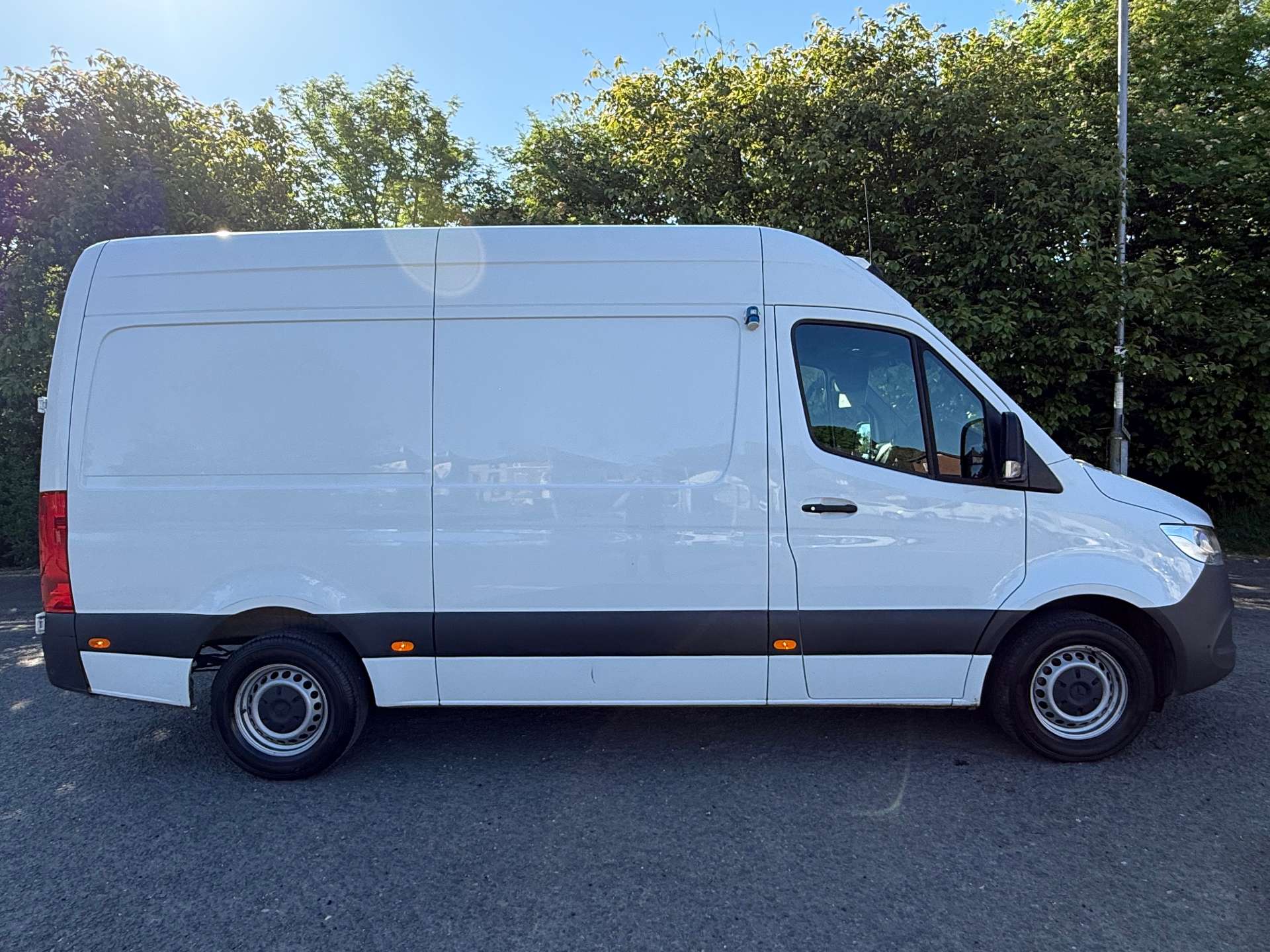 MERCEDES-BENZ SPRINTER 317 CDi L2H2 Temperature Controlled Van #17