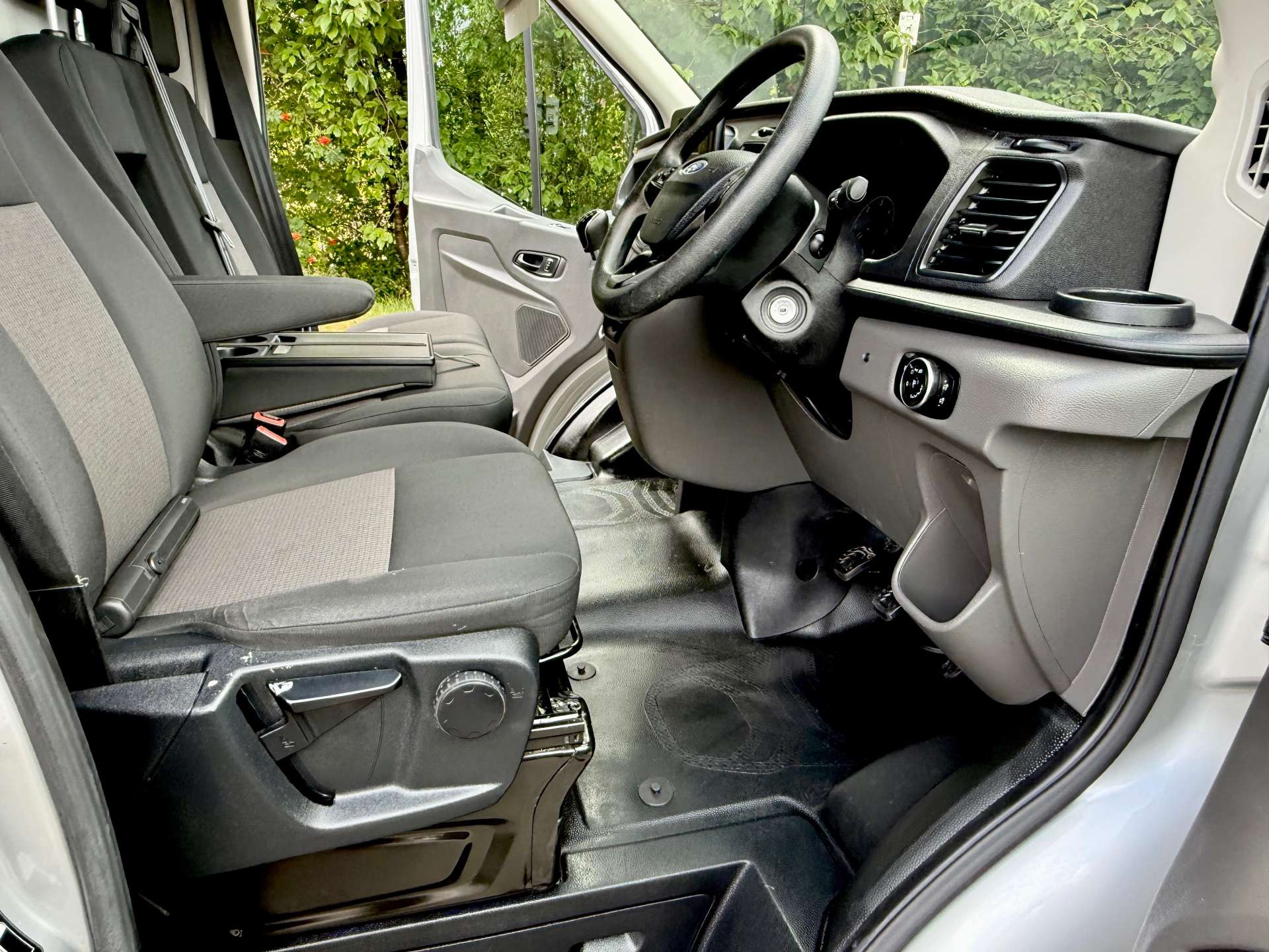 FORD TRANSIT 350 L2H2 2.0 Diesel Hybrid (MWB) #11