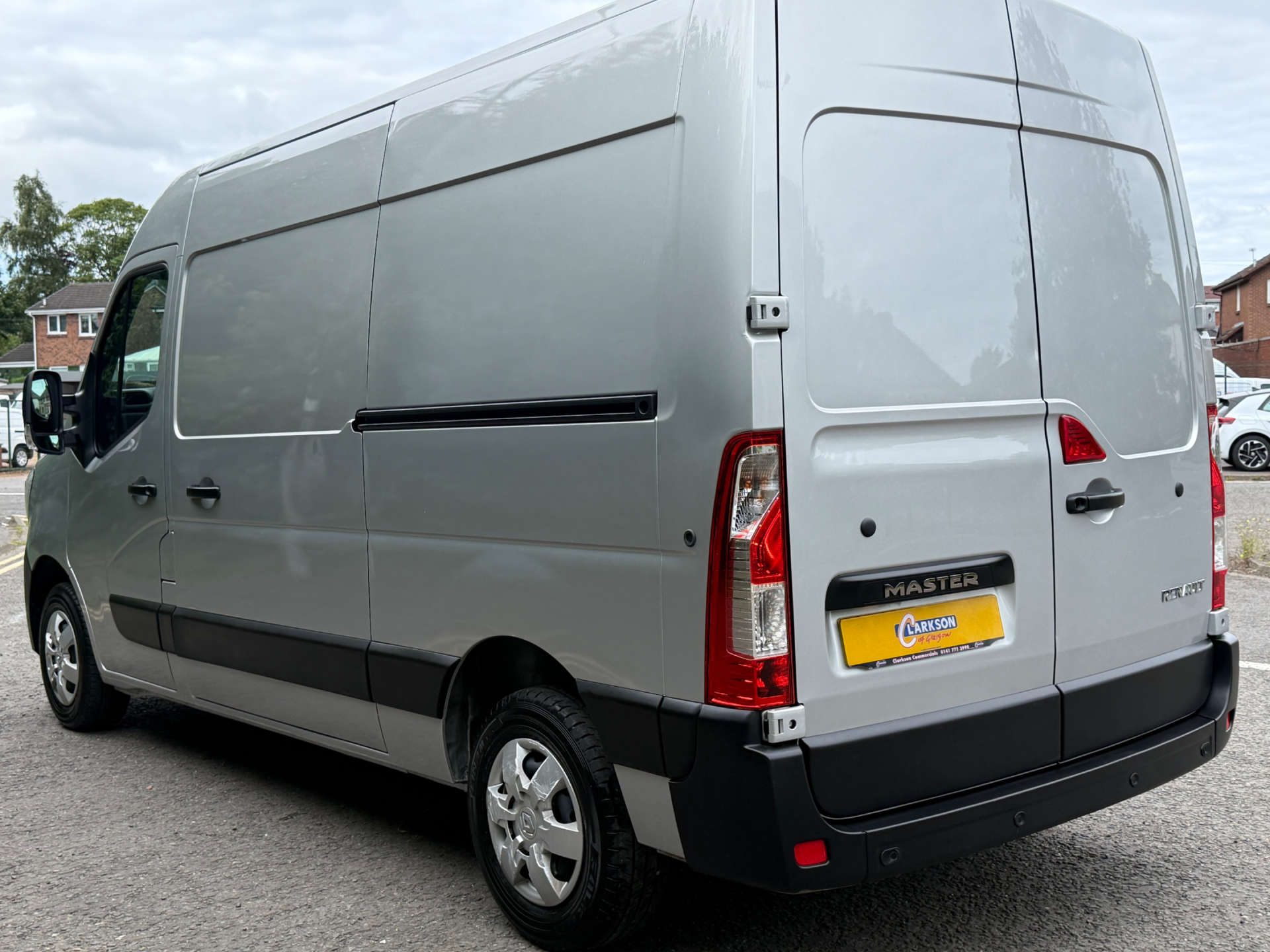RENAULT MASTER MM35 Business (MWB/L2H2) Choice #3