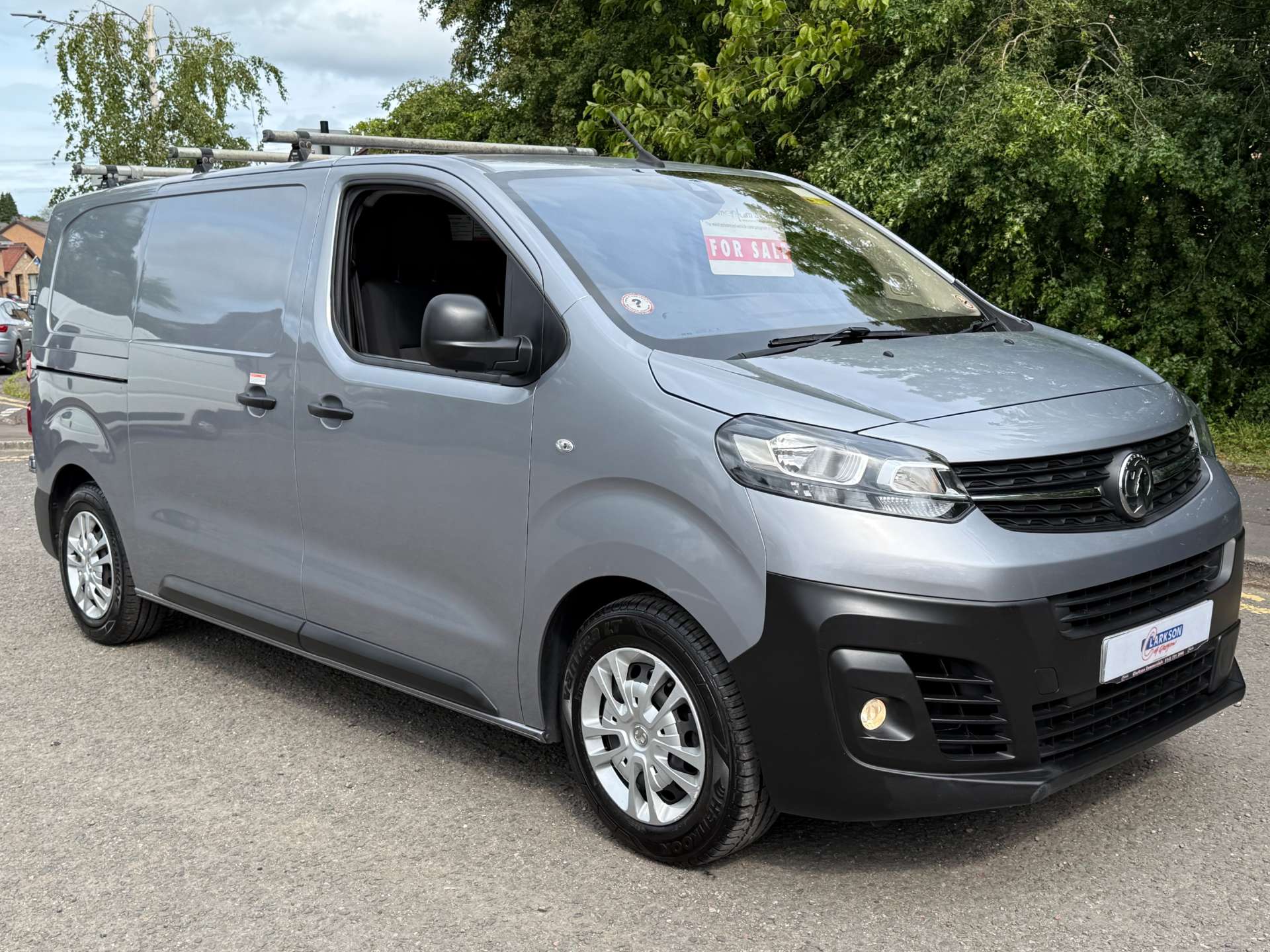 VAUXHALL VIVARO F2700 Dynamic L1 with BOTT racking #0