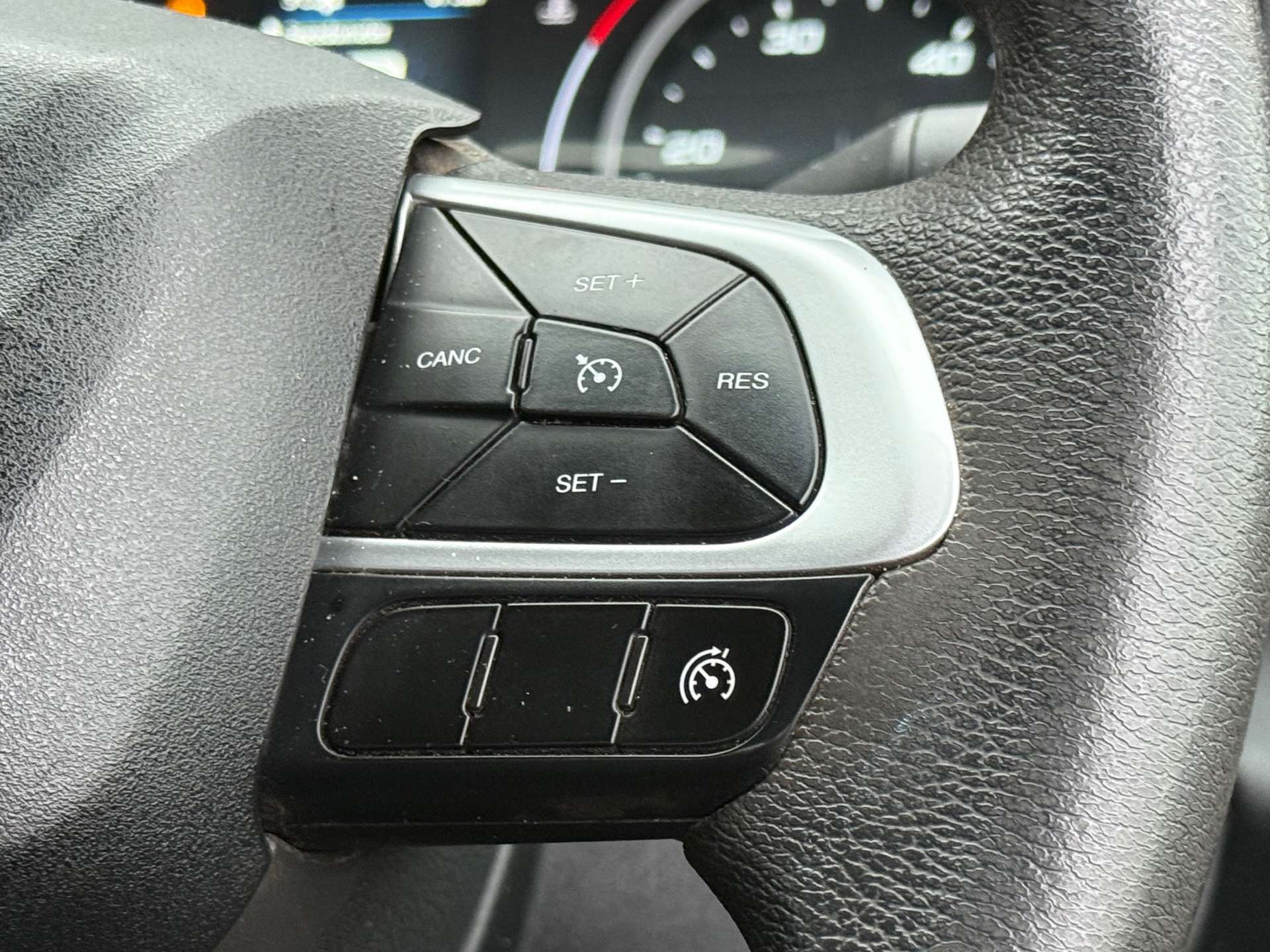 IVECO DAILY 2.3 35C14B Tipper TRW Single Cab #12