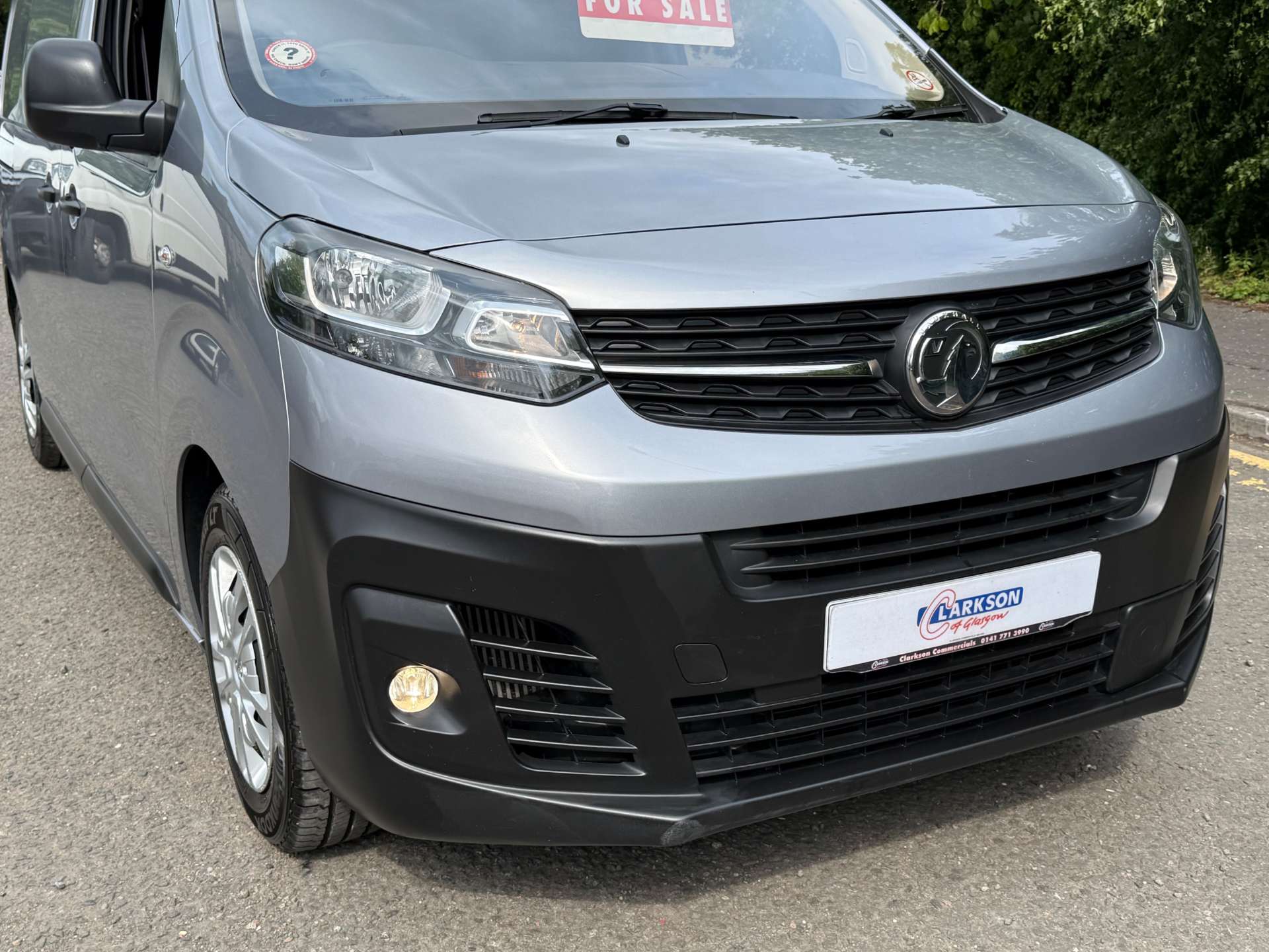 VAUXHALL VIVARO F2700 Dynamic L1 with BOTT racking #18