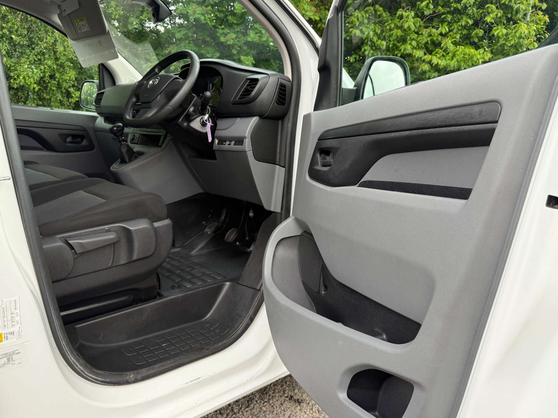 VAUXHALL VIVARO F3100 Dynamic L1 (Choice of 2) #14