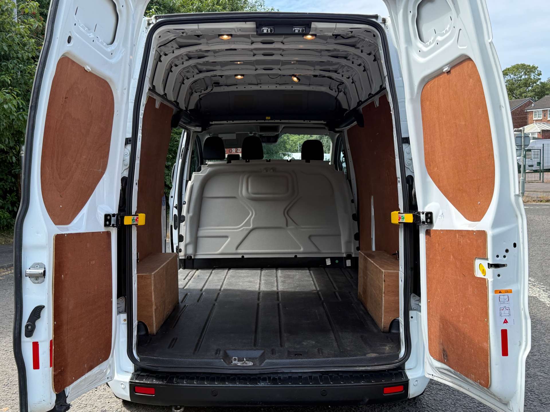 FORD TRANSIT CUSTOM 300 Trend L2H2 VAT FREE #6