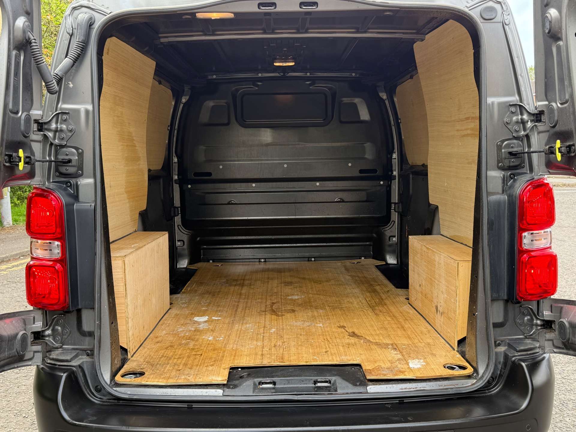 VAUXHALL VIVARO F2700 Dynamic L1 #9