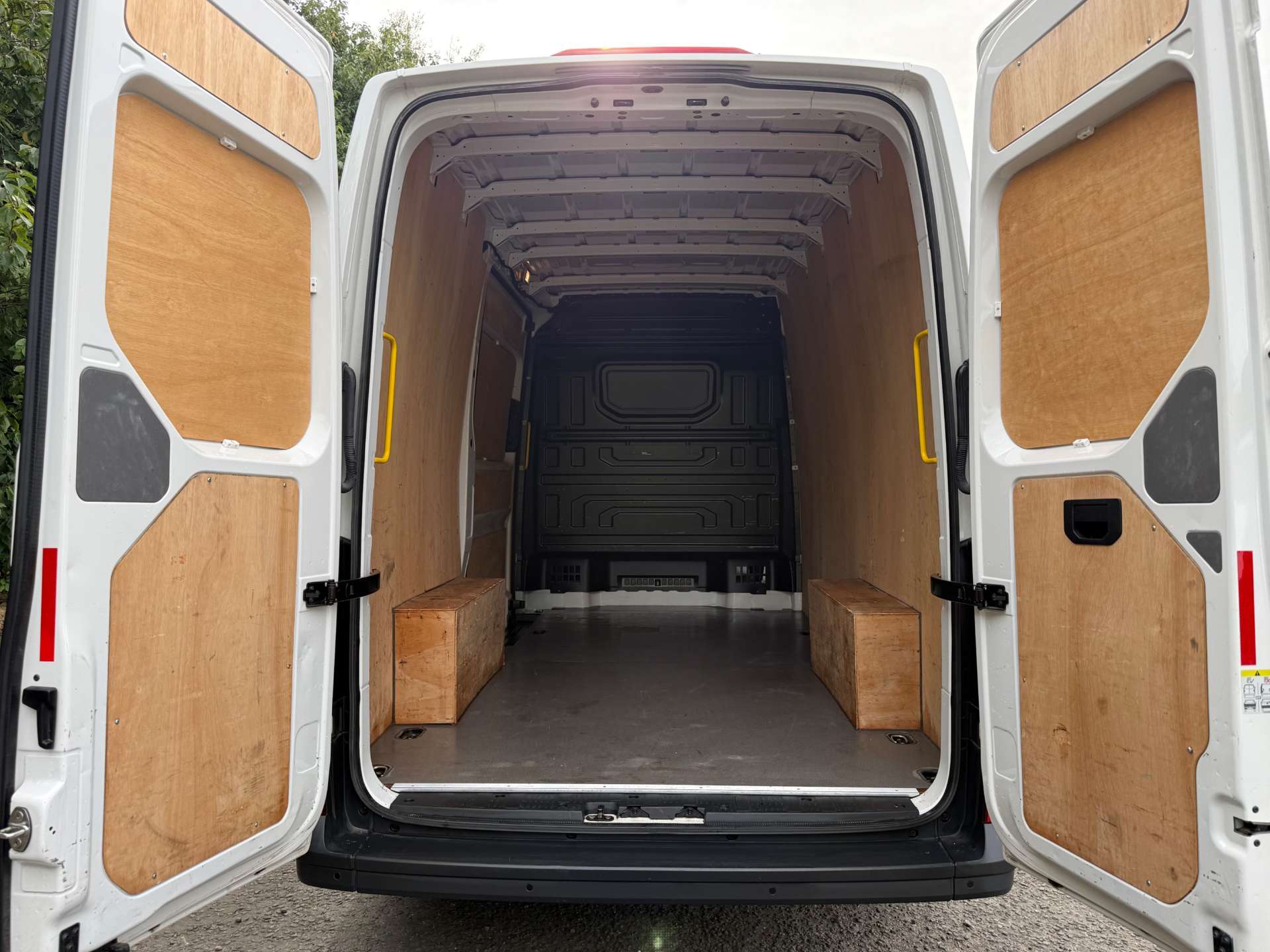 VOLKSWAGEN CRAFTER CR35 Trendline MWB 2.0 TDI 140ps #9