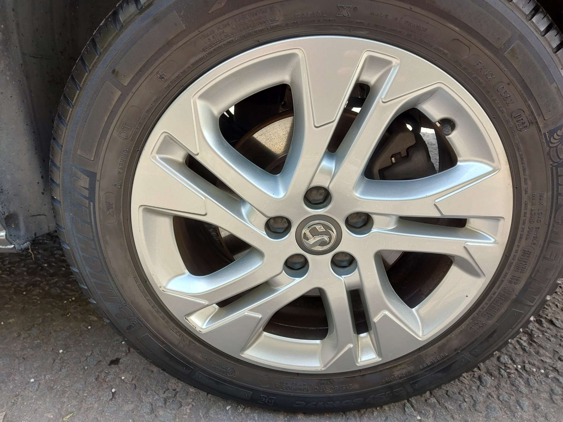 VAUXHALL VIVARO Elite F3100 L2 (6 seat crewvan) #12