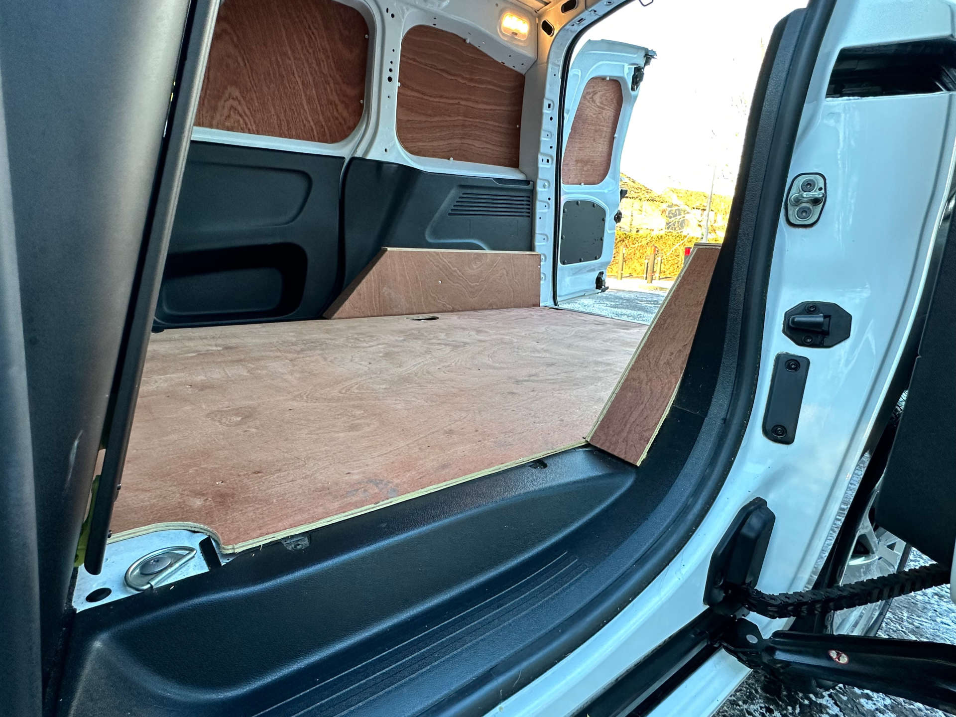 PEUGEOT PARTNER Professional 1.5 BHDi (Choice) #21